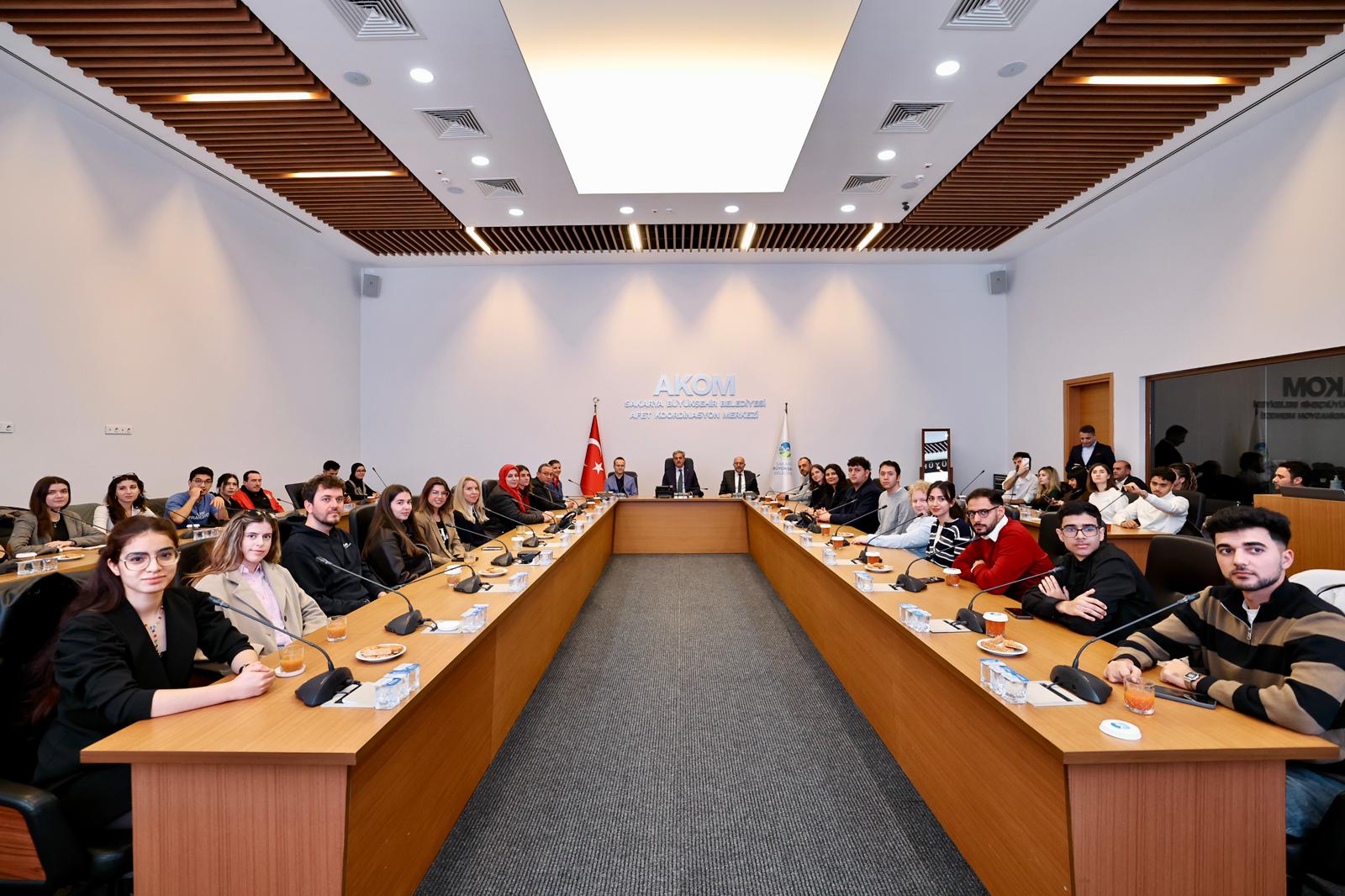 “Sakarya’yı geleceğin model şehirlerinden biri haline taşımak için gayretle çalışıyoruz”