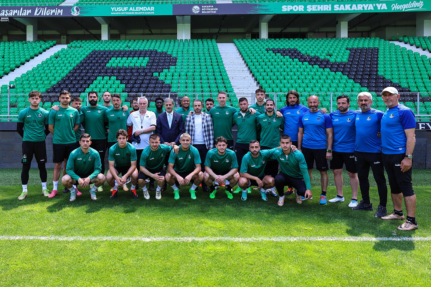 Yusuf Alemdar stadyumdan tüm şehre seslendi: “Gün Sakaryaspor’un etrafında kenetlenme günüdür”