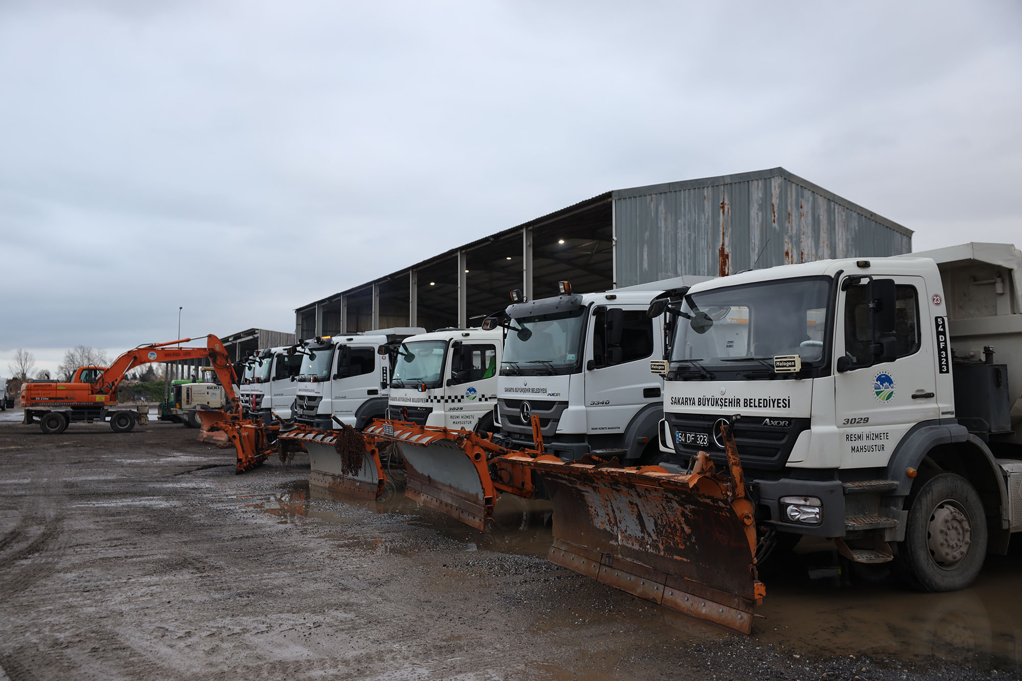 Büyükşehir yüksek kesimlerde kar yağışına karşı teyakkuza geçti