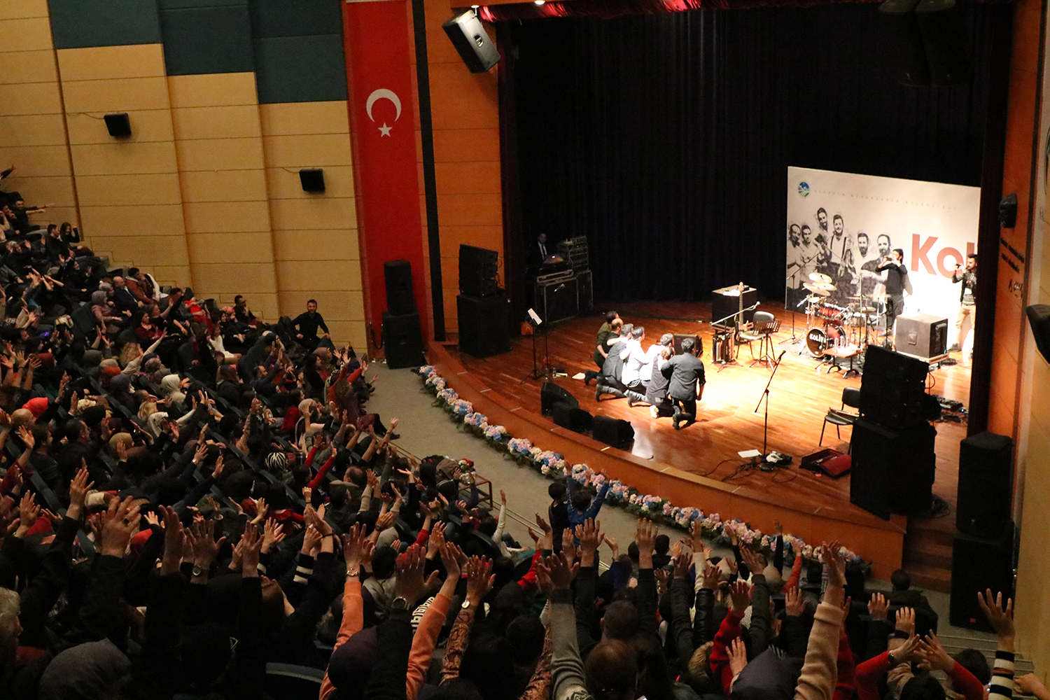 Koliva’dan SAÜ’de coşkulu konser