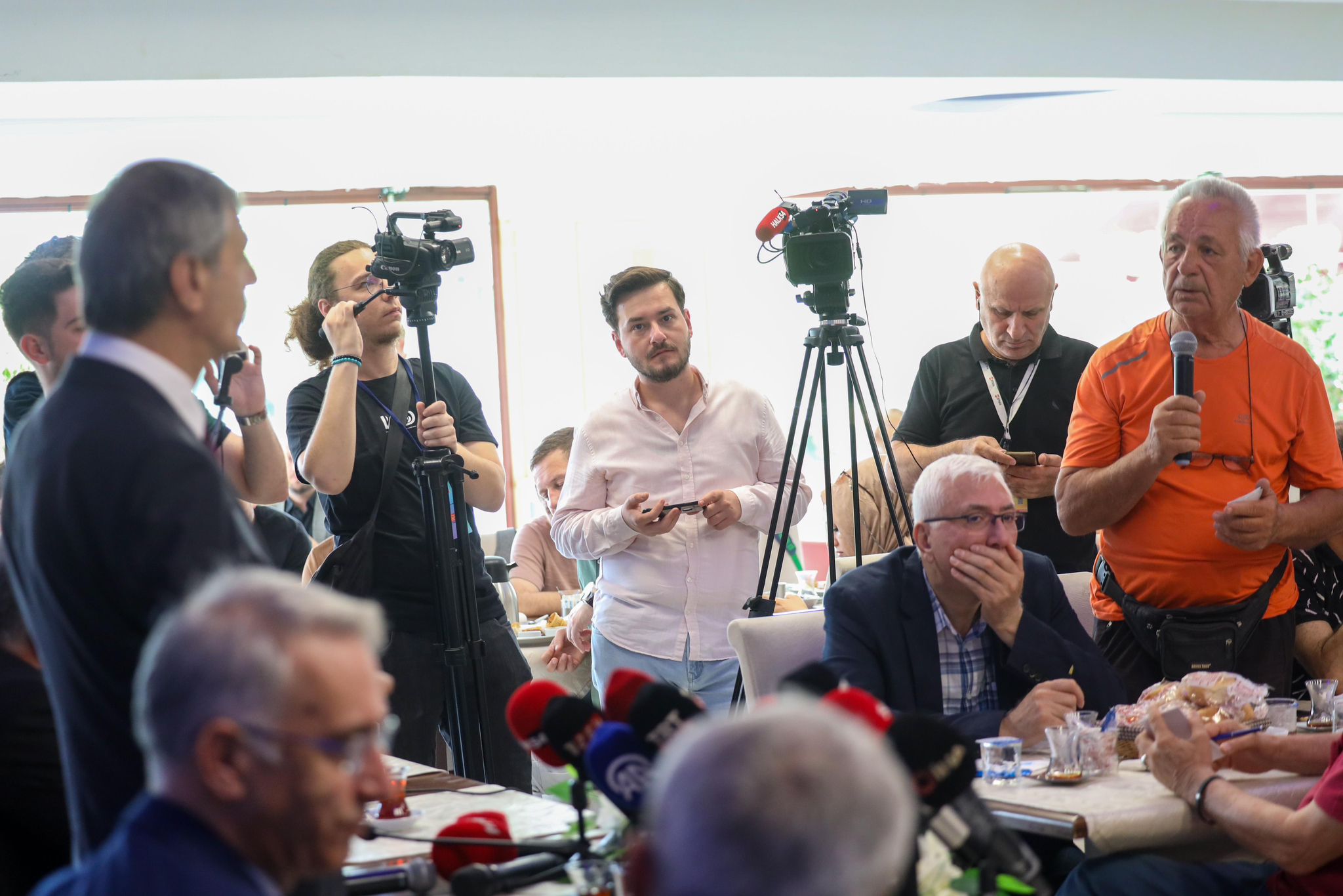 Başkan Alemdar’dan 2 ayın karnesi: “Sakarya ada bazlı kentsel dönüşümle ferah ve modern yaşam alanları kazanacak”