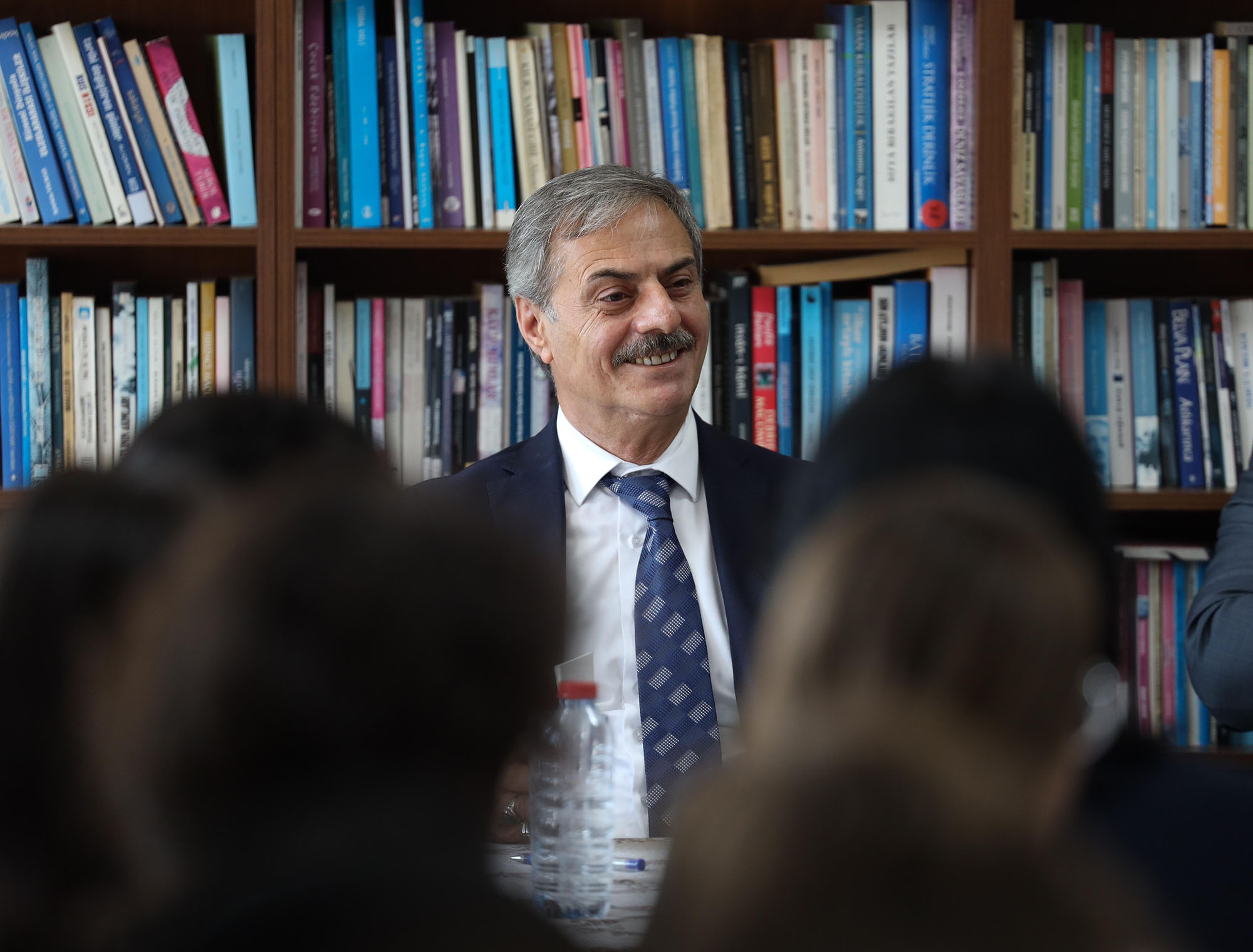 Başkan Alemdar gençler için 3 farklı çalışmayı anlattı ve öğrencilere çağrı yaptı: “Kendi hikâyenizi, kendiniz yazın” 