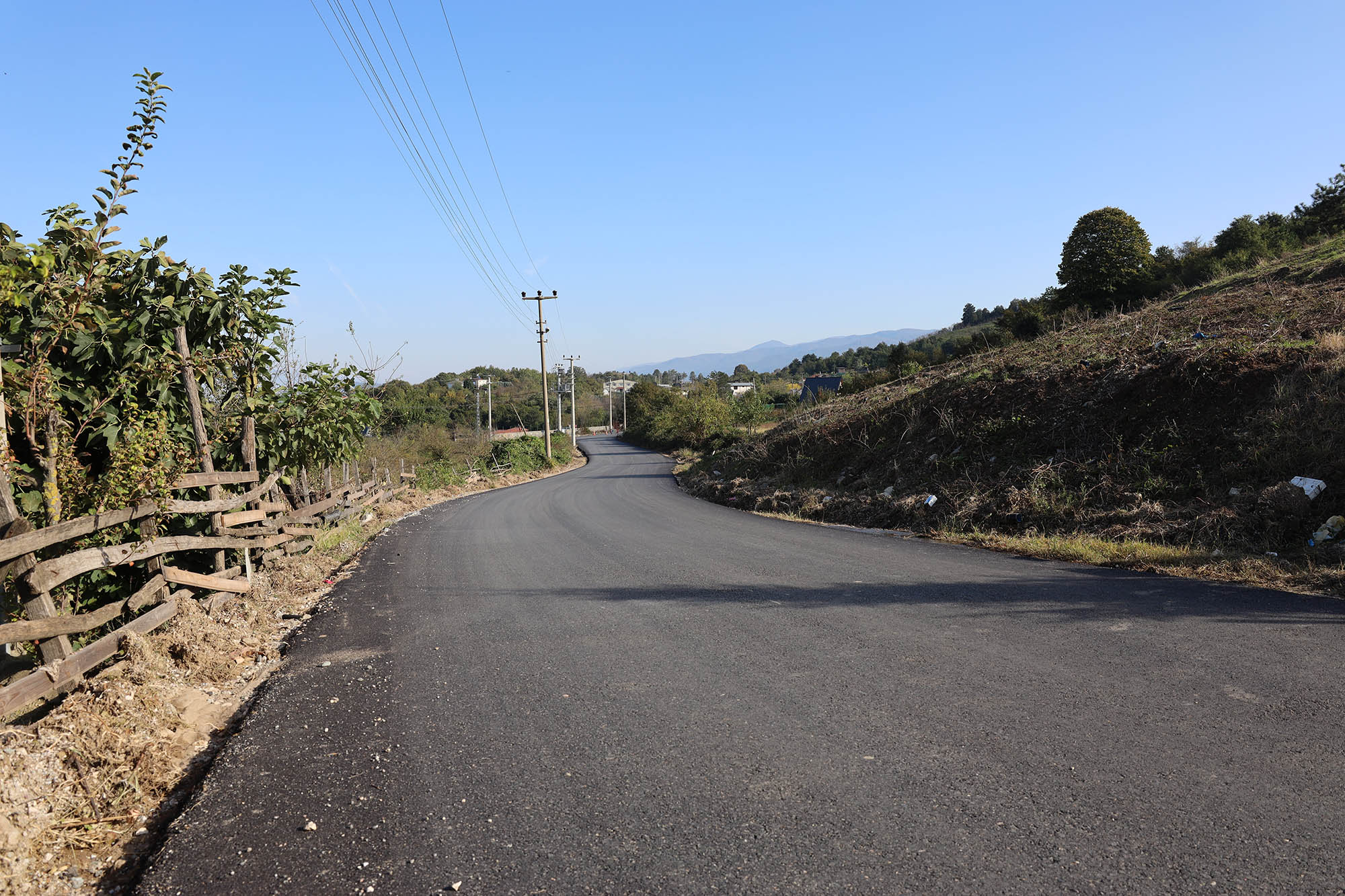 Sapanca Hacımercan’da yollar sıcak asfaltla buluştu