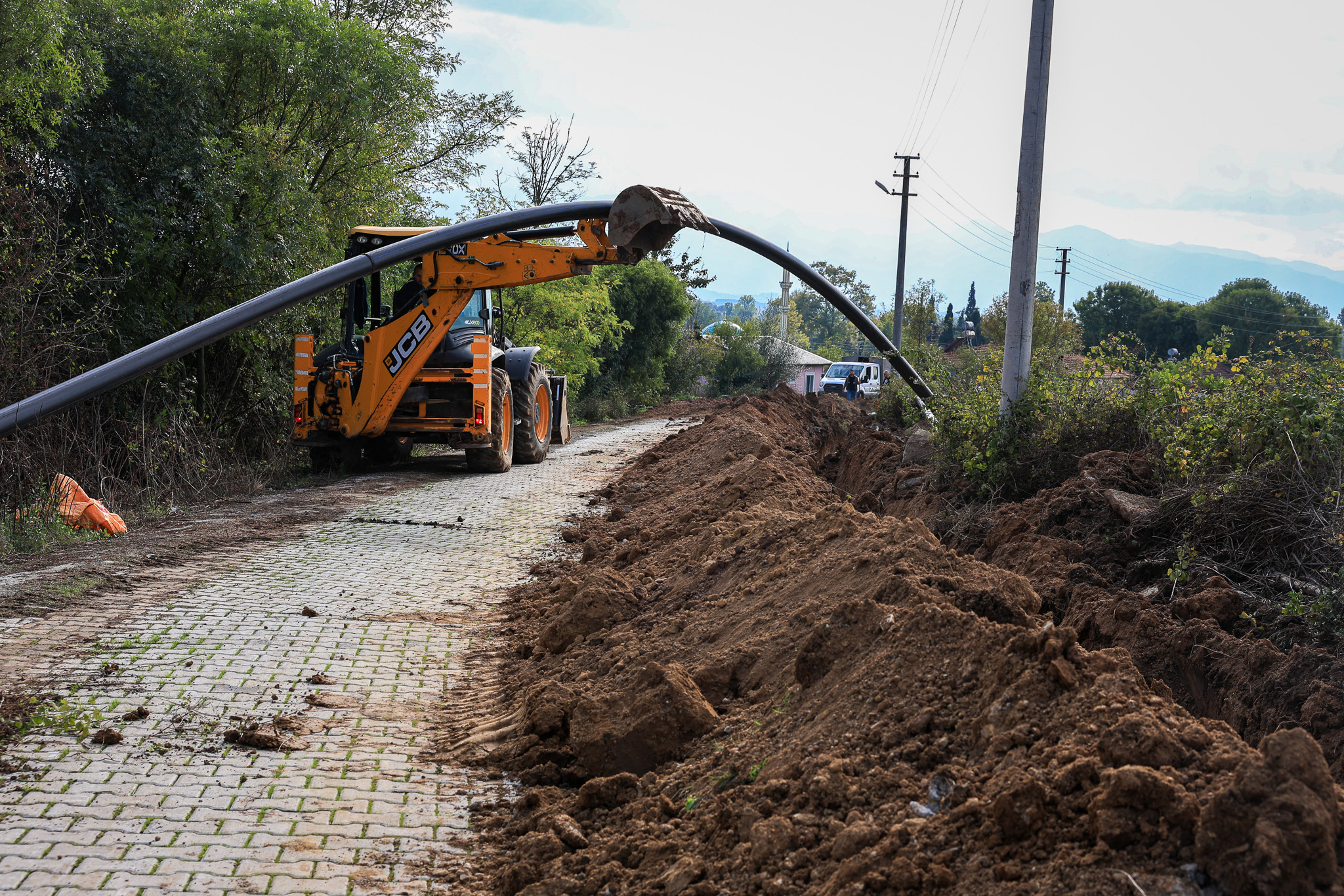 Hendek’te kesintisiz içme suyu taşıyacak hat devreye alınıyor