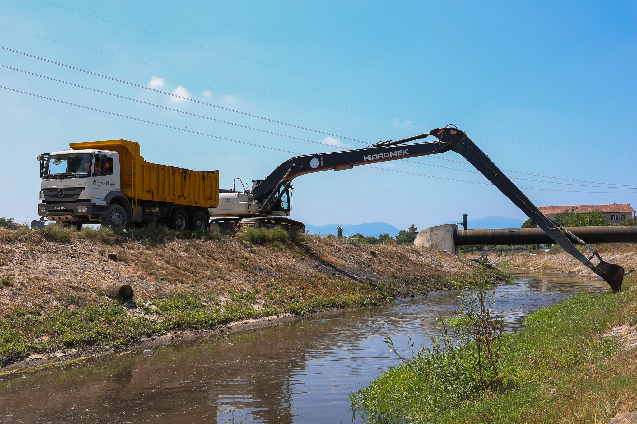 Çark Deresi’nde detaylı temizlik çalışmaları başladı
