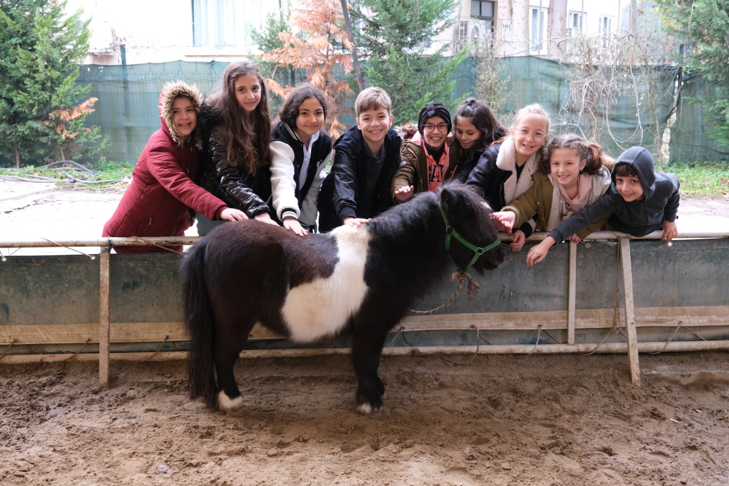 İlk at binme deneyimini Büyükşehir’le yaşadılar