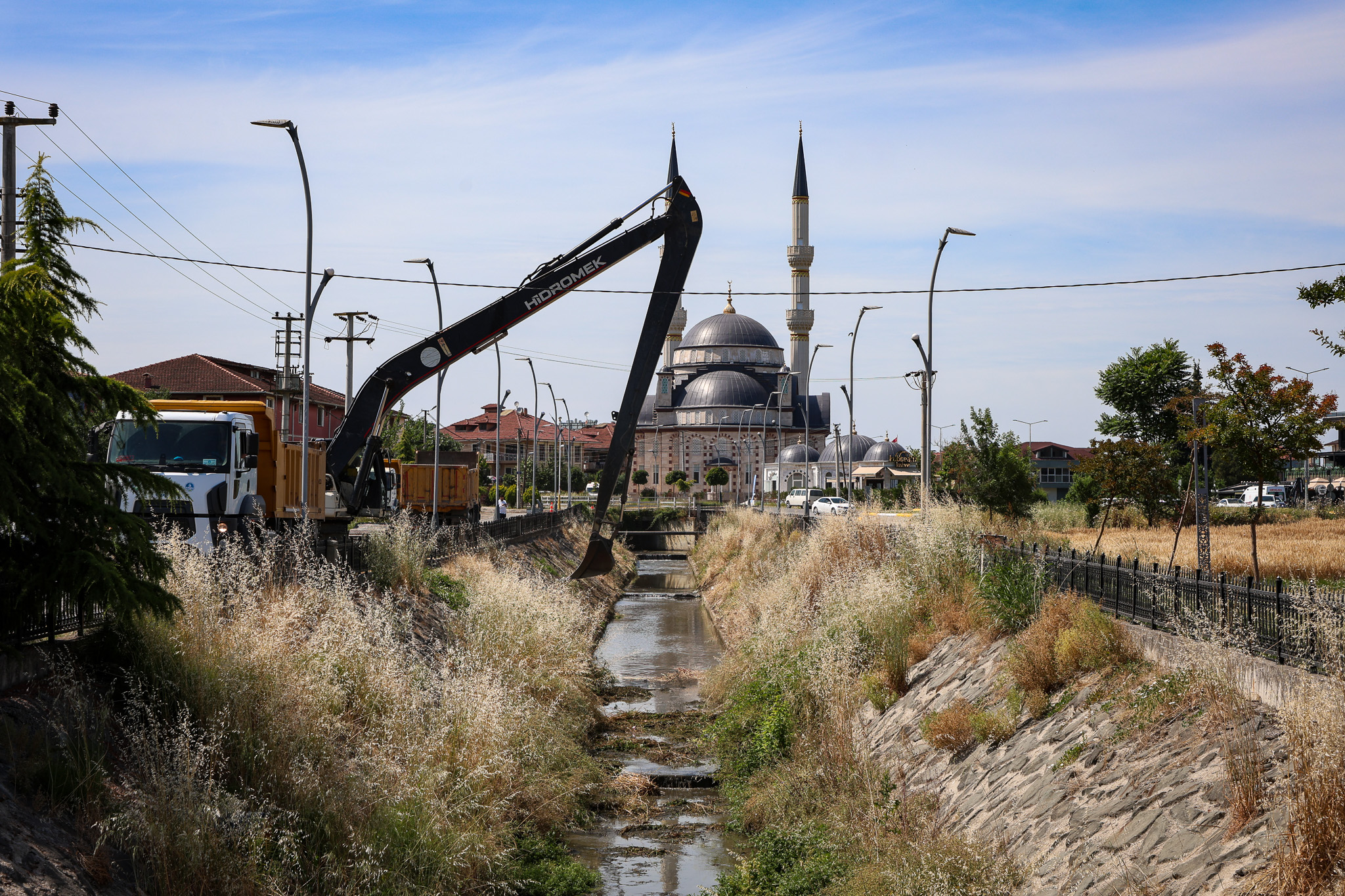 SASKİ Kanlıdere’yi kötü koku ve haşereden arındırdı