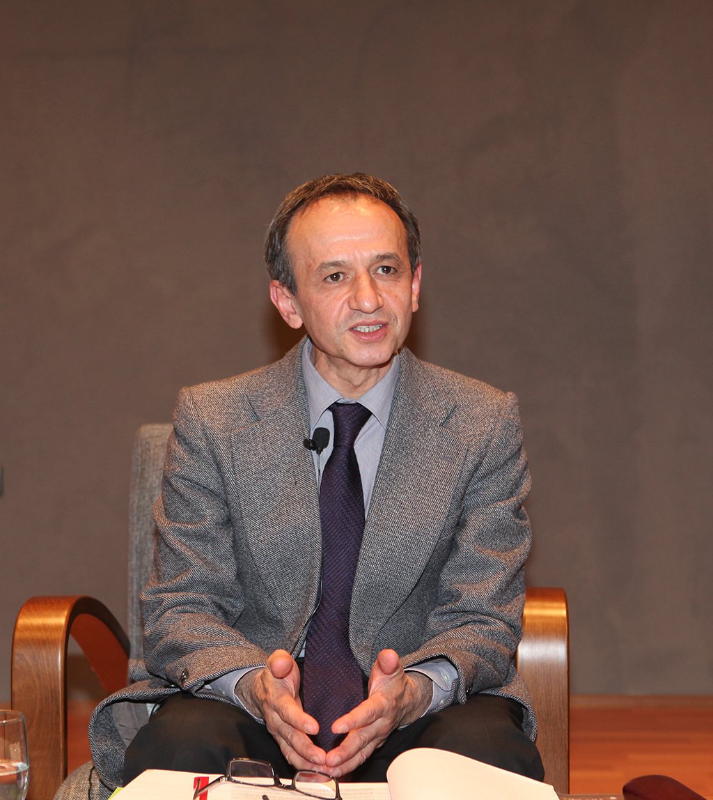 Büyükşehir Akademi Bilginin Peşinde