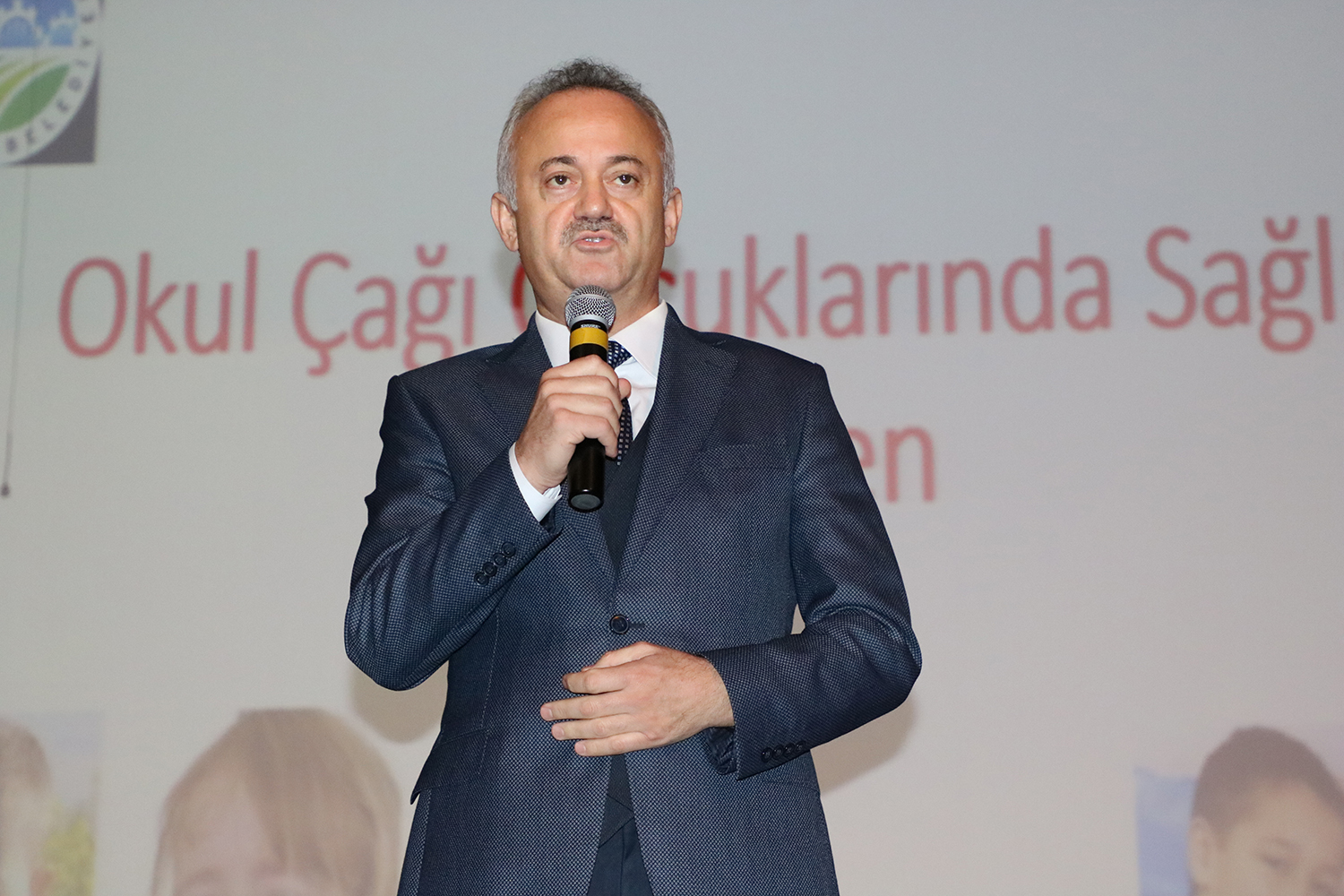 Gelişimi önce vücudumuzda yaşarız 