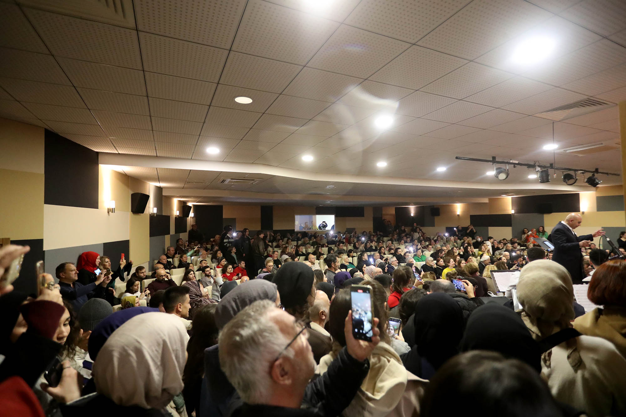 Kültür sanat etkinlikleri yıl boyunca büyük bir ilgiyle takip edildi