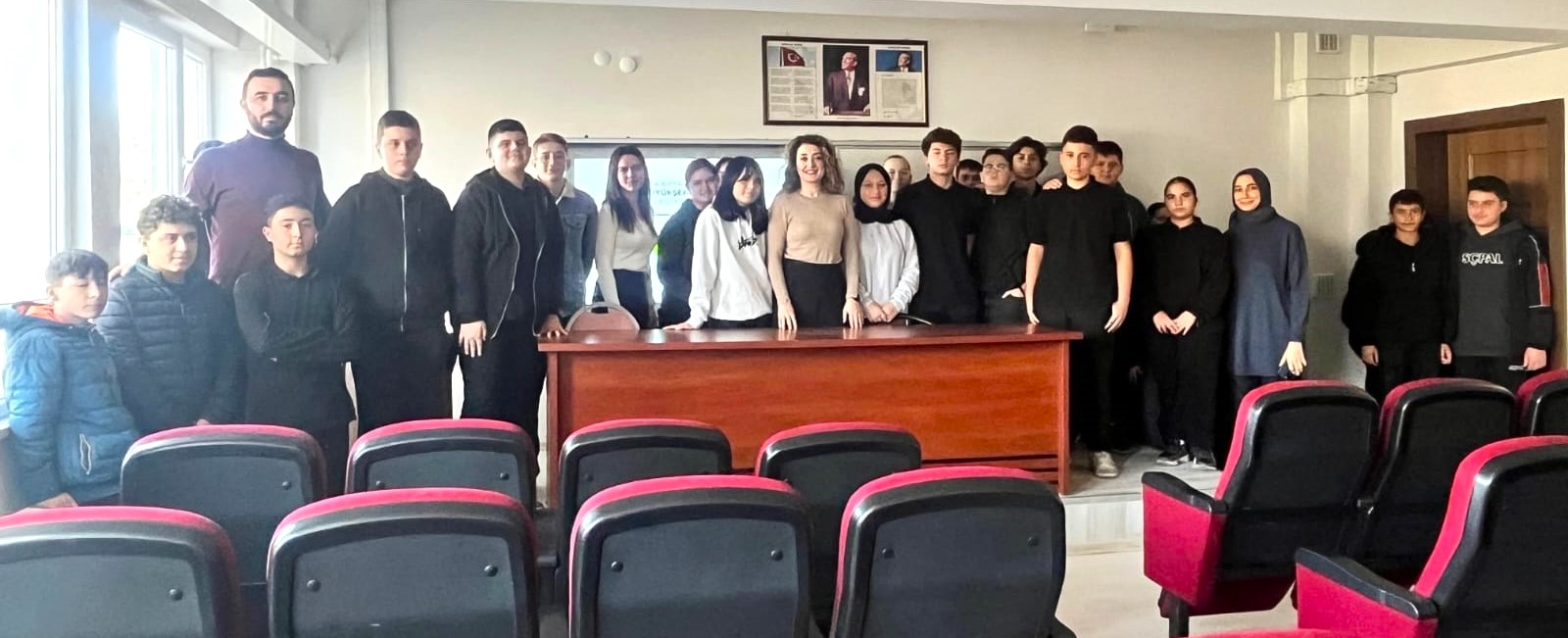 Büyükşehir’den bin 400 lise öğrencisine “İklim Değişikliği ve Sıfır Atık” eğitimi