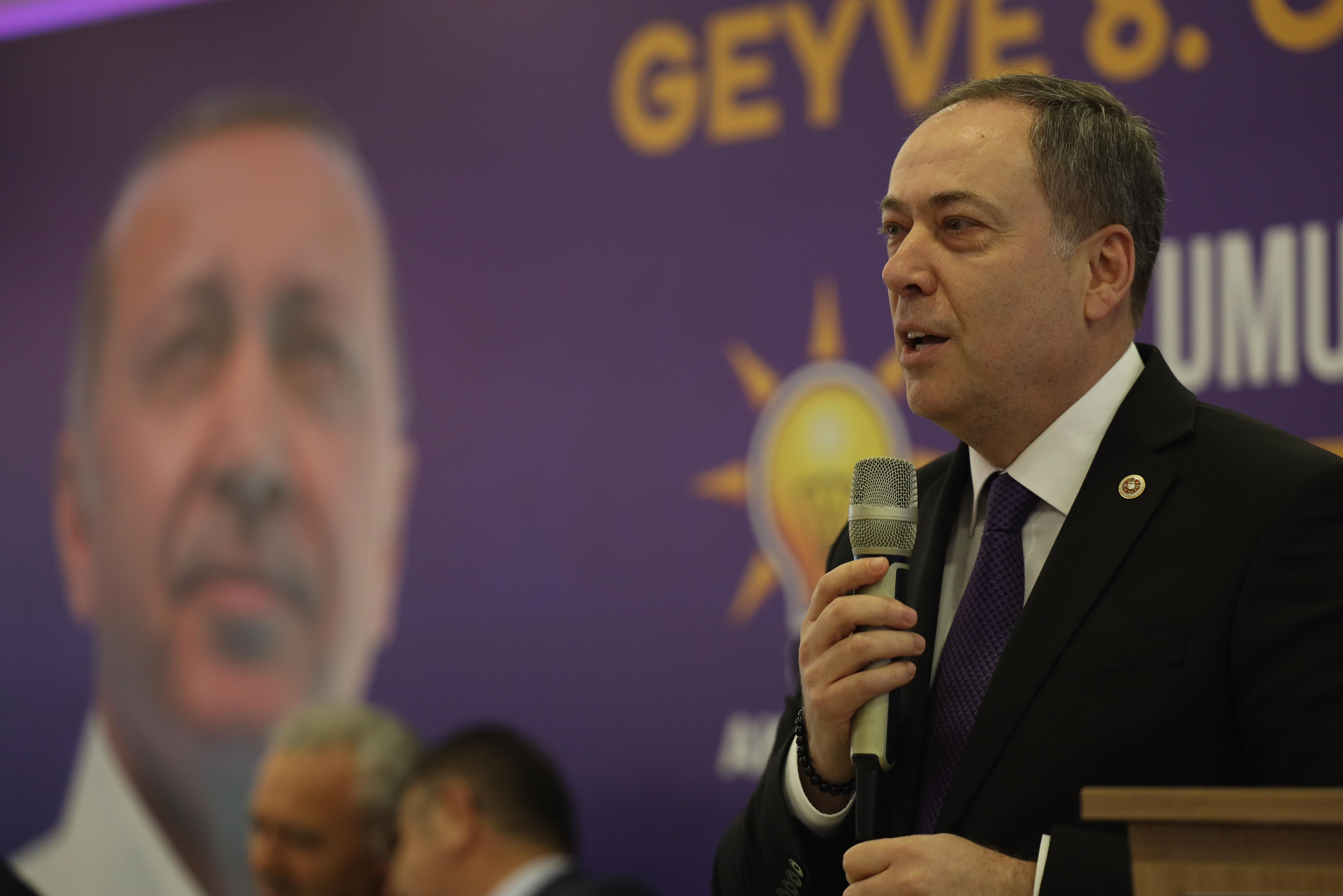 “Her alanda güçlü bir Sakarya için hızla çalışmalarımızı sürdürüyoruz”