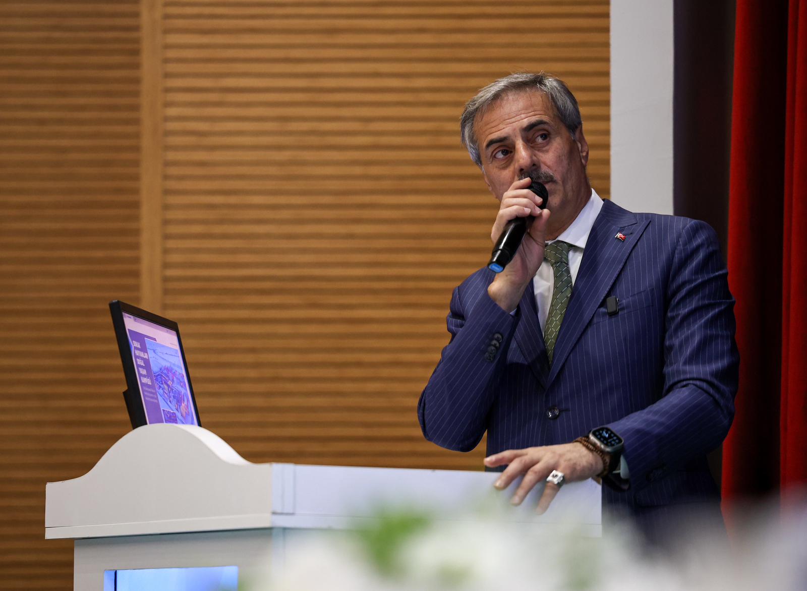 “Her anımızı şehrimizin geleceği ve insanımıza hizmet gündemiyle yaşıyoruz”