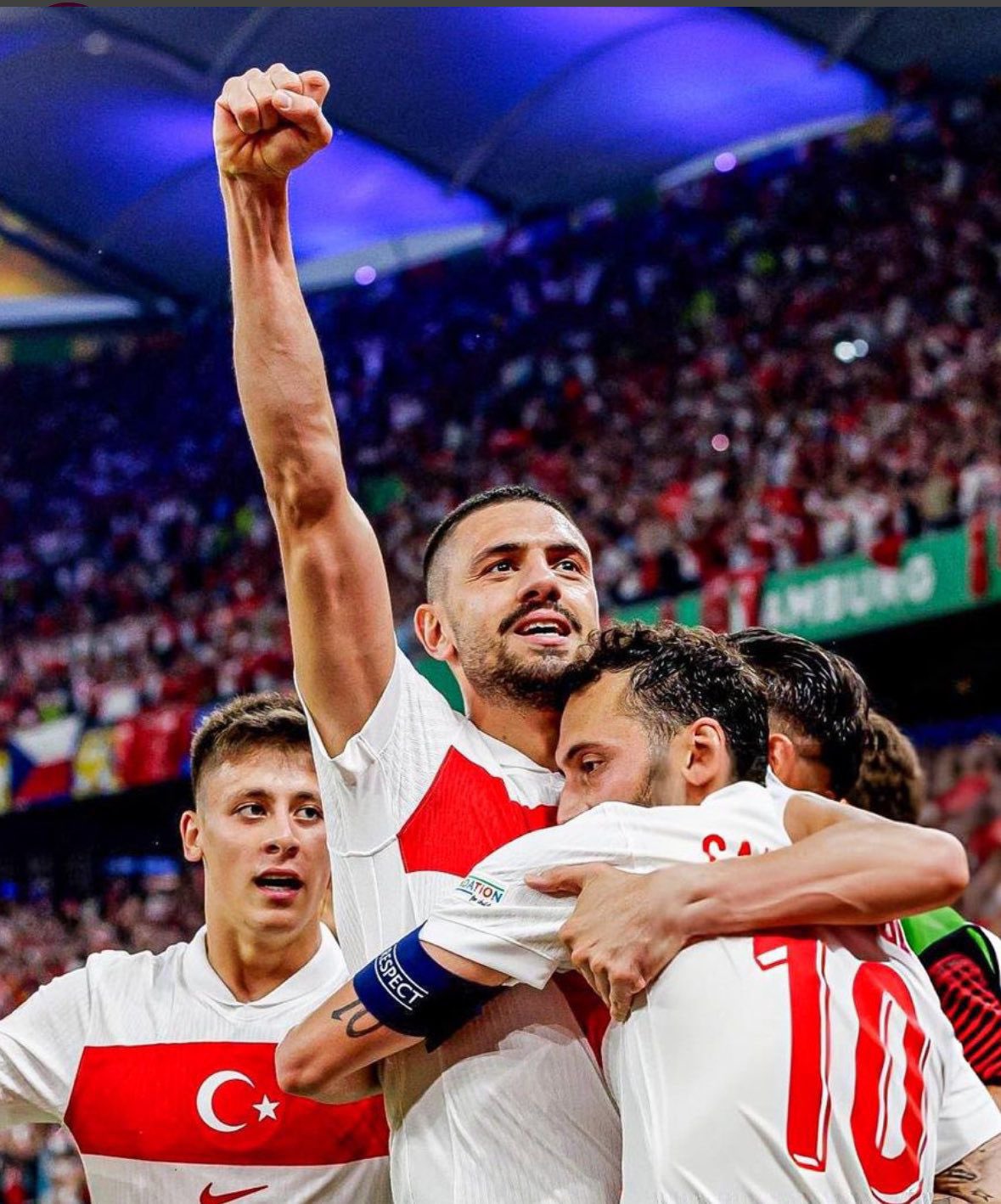 “UEFA bu yanlıştan acilen dönmelidir”