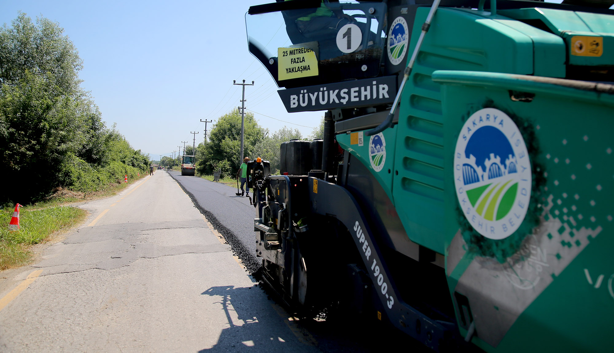Büyükşehir tarihi yolda çalışmalarına devam ediyor