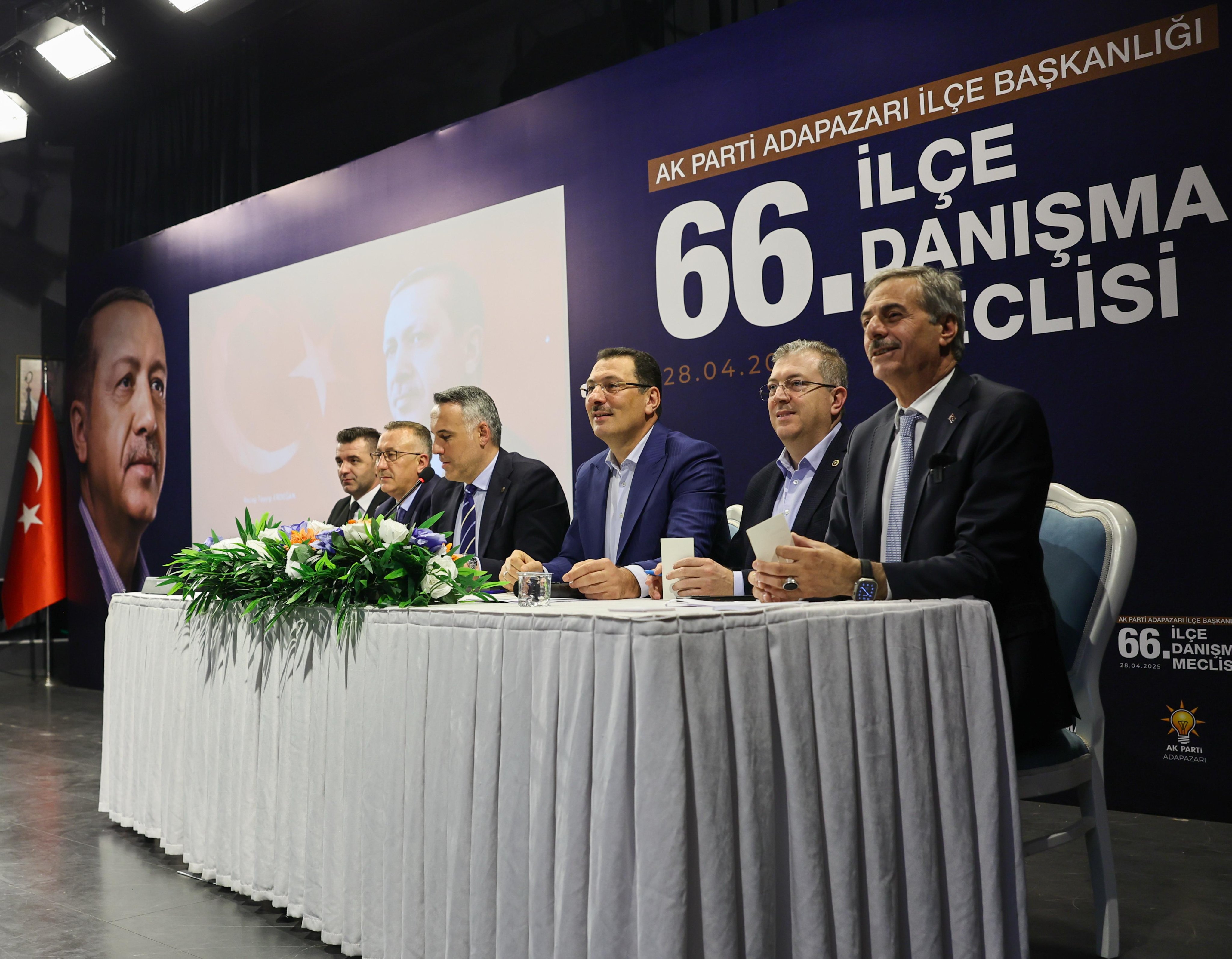  “Şehri geleceğe taşıyacak adımları hep birlikte atıyoruz”