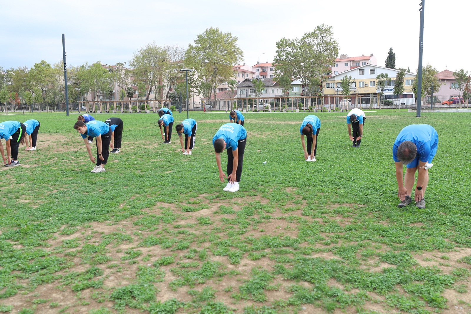 Millet Bahçesi’nde sabah hareketliliği