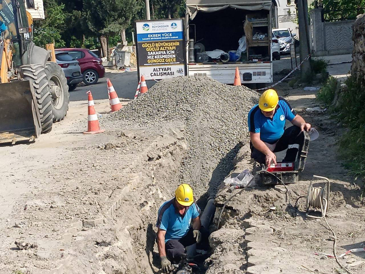 Büyükşehir’den altyapıda hafta sonu mesaisi