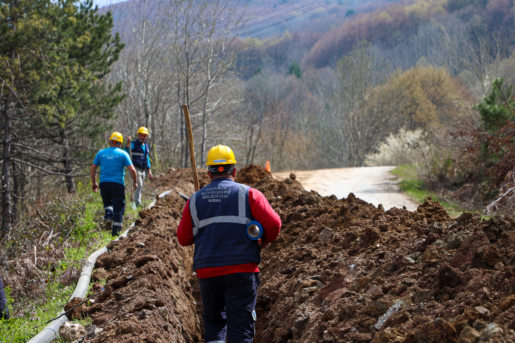 SASKİ, Geyve’de heyelanda zarar gören hattını güçlü bir temelle sil baştan yeniledi