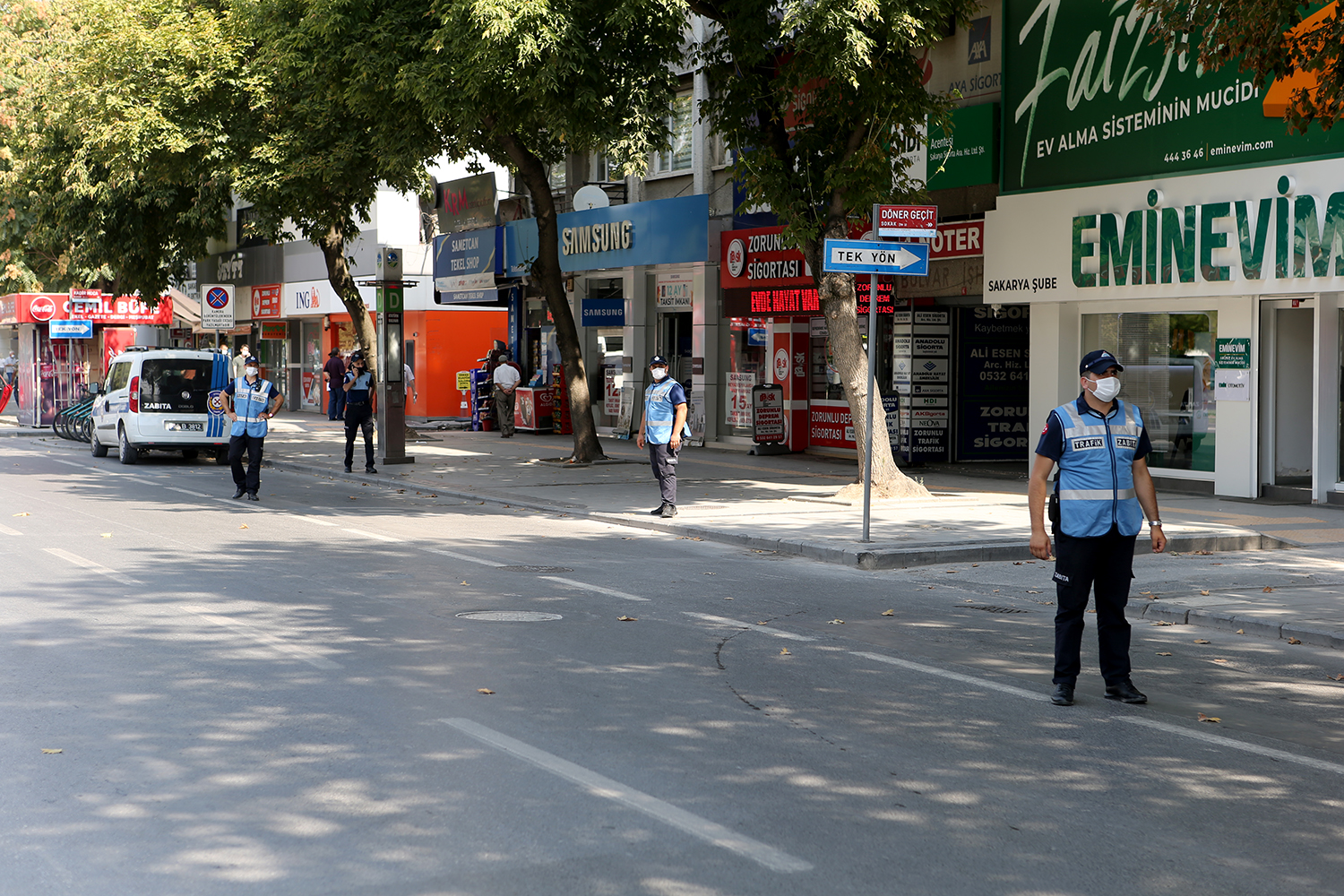 Büyükşehir zabıta ekiplerinden koronavirüs denetimi