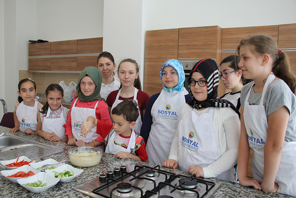 4 Bin Çocuk Yazı Dolu Dolu Geçirdi