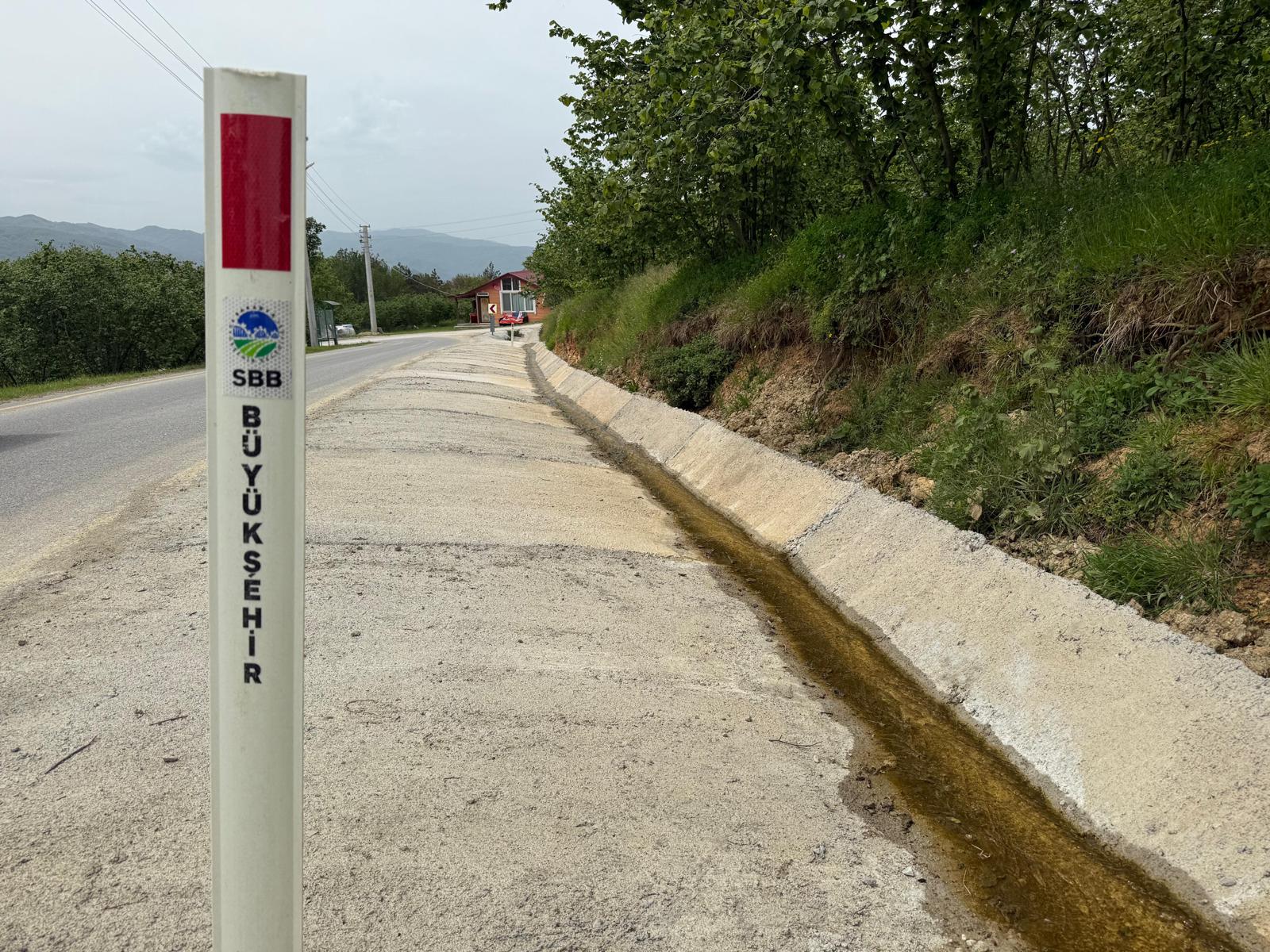 Büyükşehir’den güvenli ulaşım için 2 ilçeye 20 kilometrelik montaj