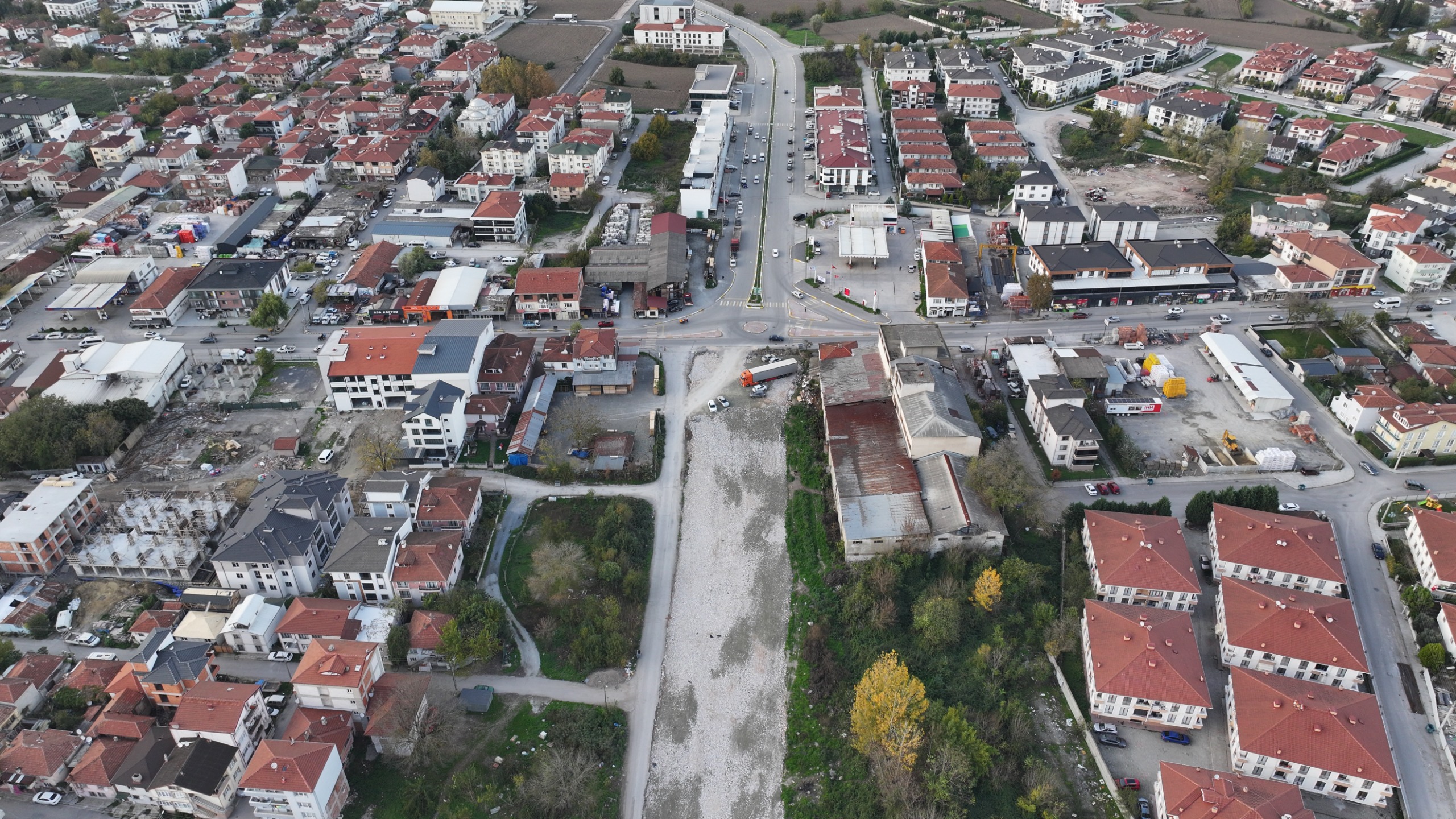 Sakarya’nın merkezine yeni bir ulaşım koridoru açılıyor