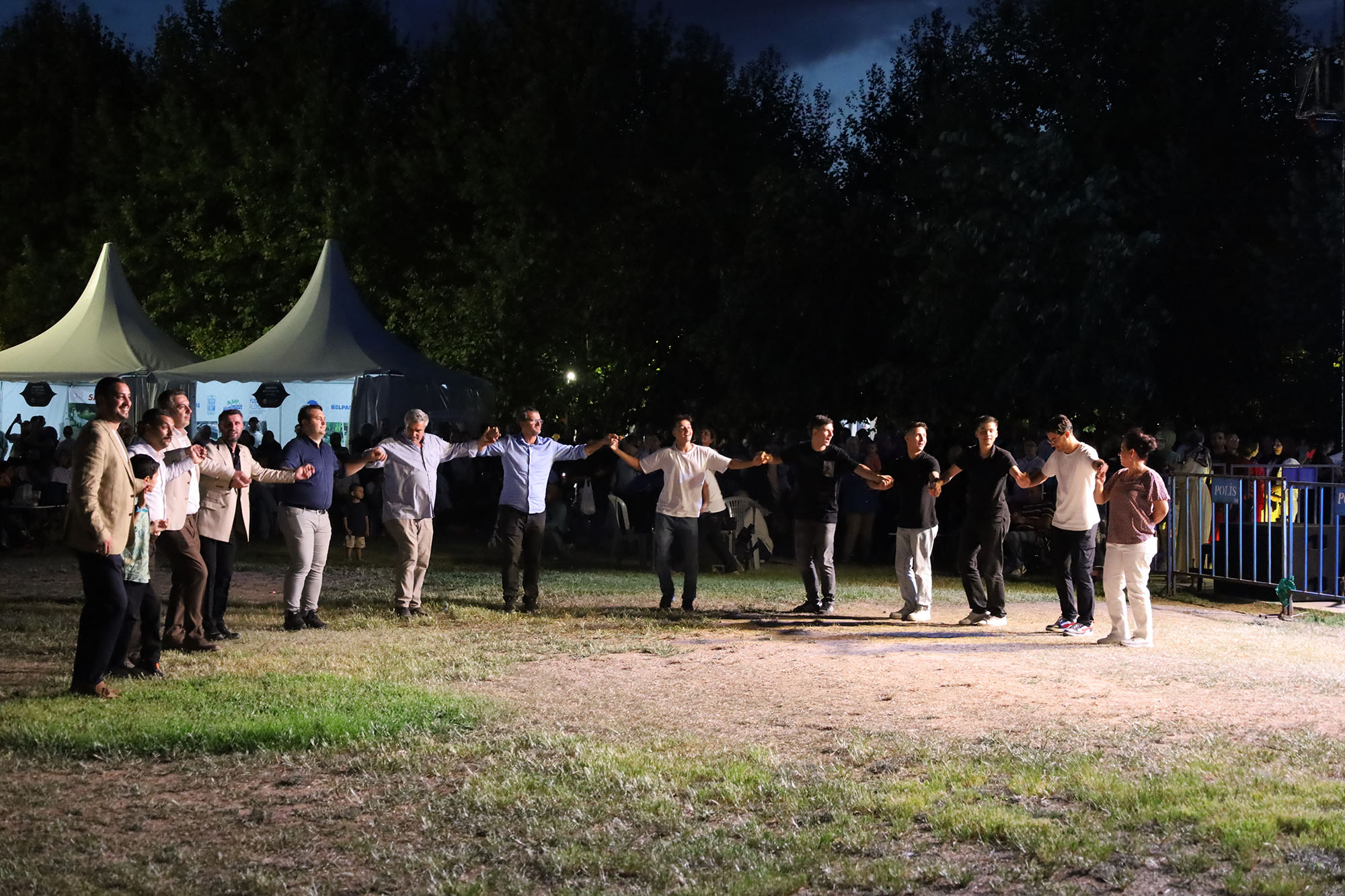 Millet Bahçesi’nde binlerce kişiyle Rumeli Balkan buluşması