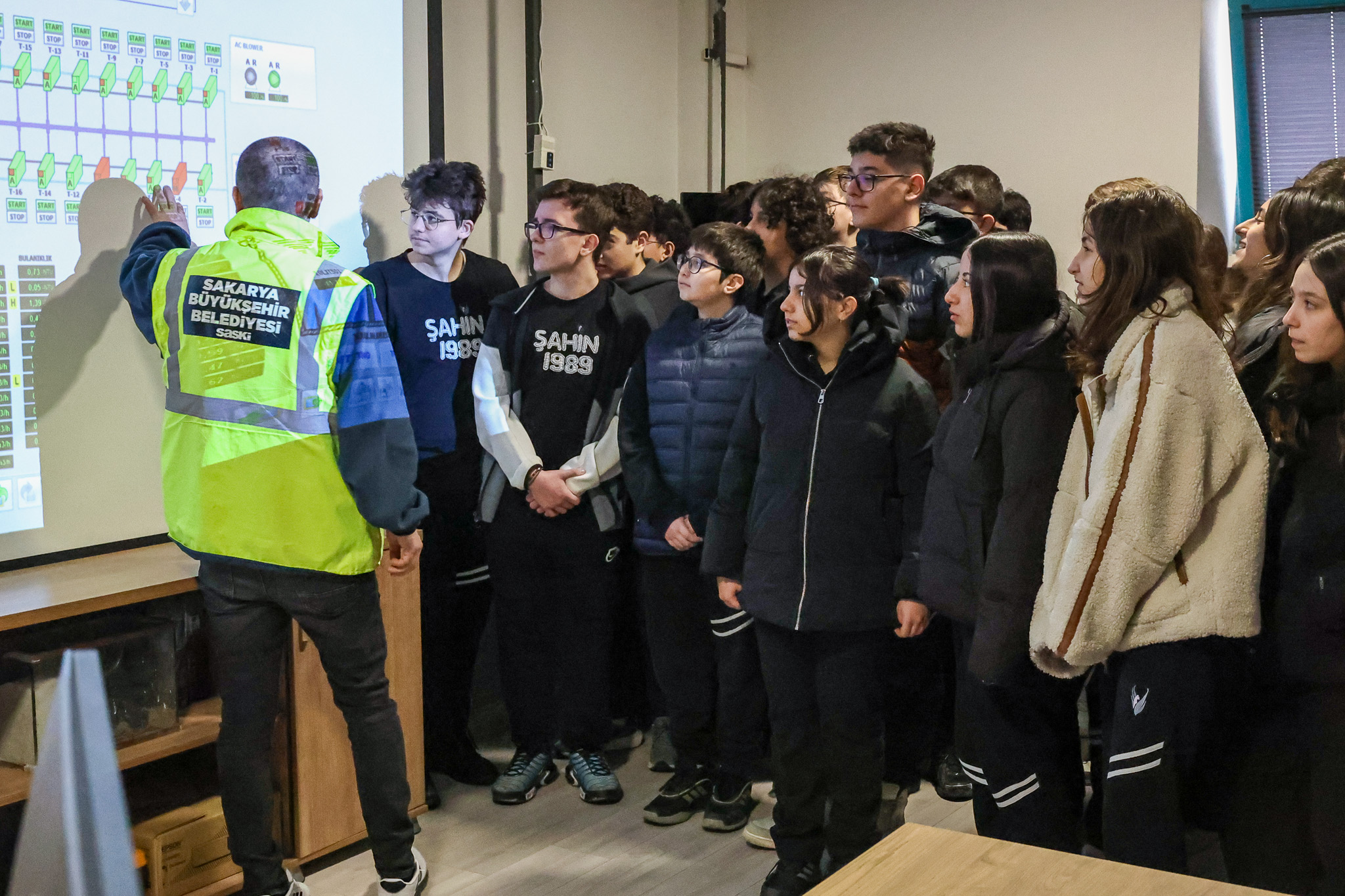 Arıtma ve su kalite kontrol süreçleri lise öğrencileri ile paylaşıldı