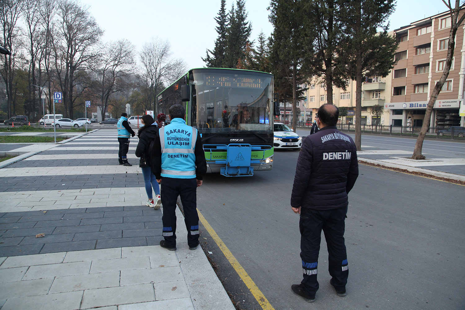 Toplu taşımada COVİD denetimleri artarak devam ediyor