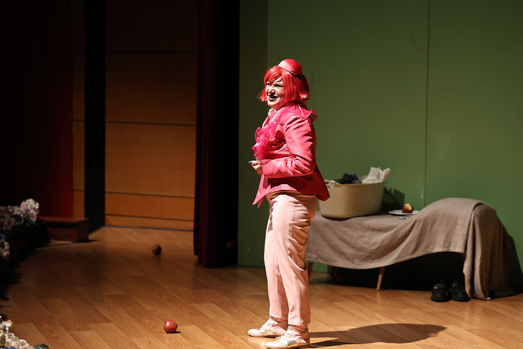 Ekim takvimi “Mükemmel Partner” tiyatrosu ile son buldu