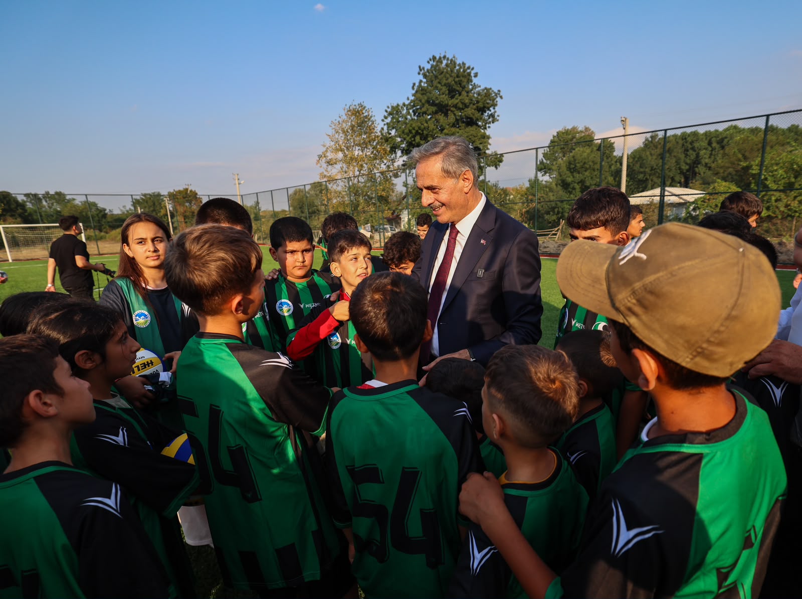 Çocukların yüzü güldü, son adres Yazılıgürgen oldu