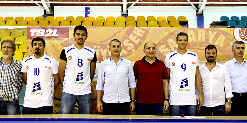 Büyükşehir Basketten 5 İmza Daha