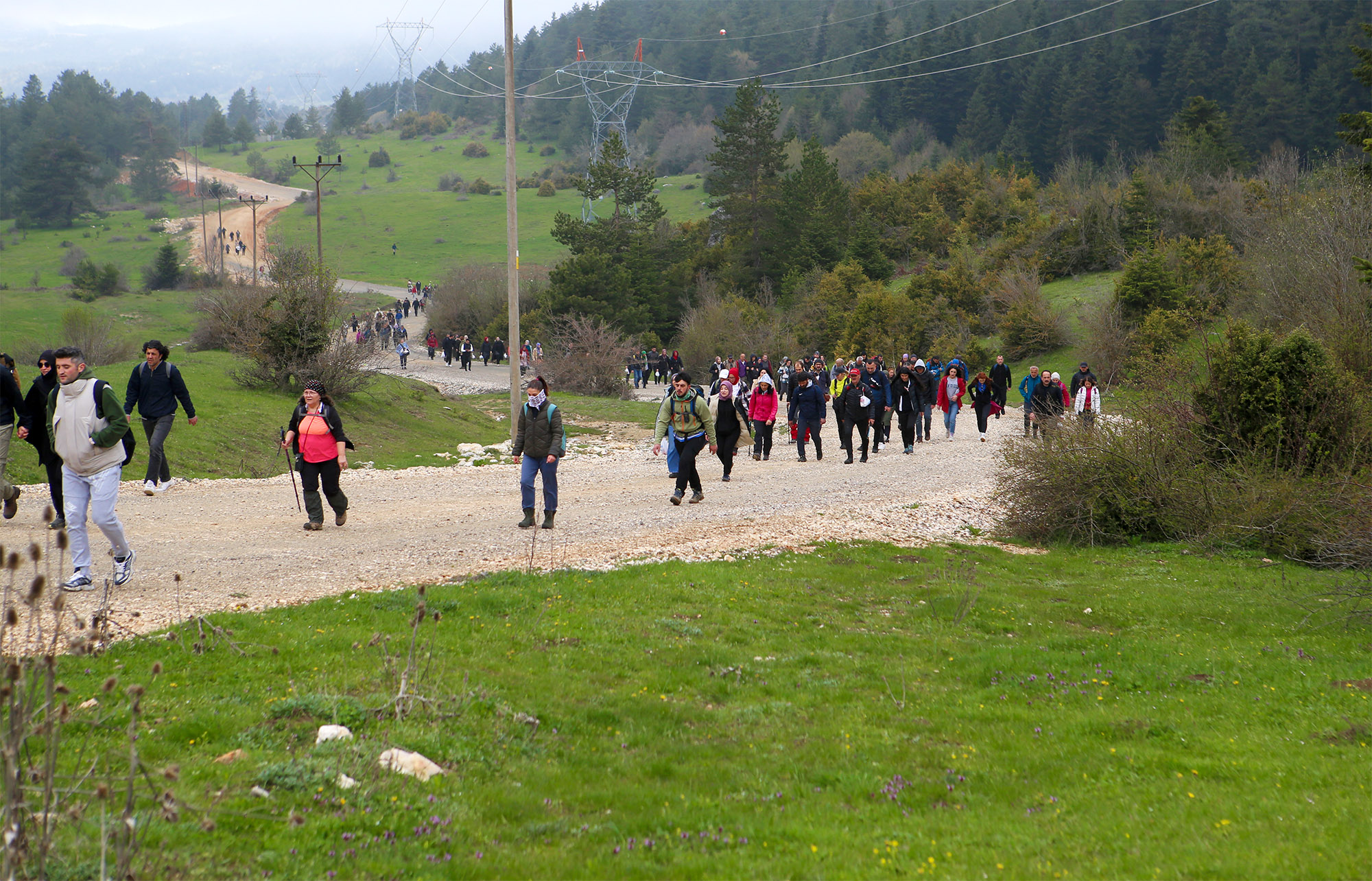 Doğa âşıkları baharı tabiatın kalbinde Büyükşehir’le karşıladı