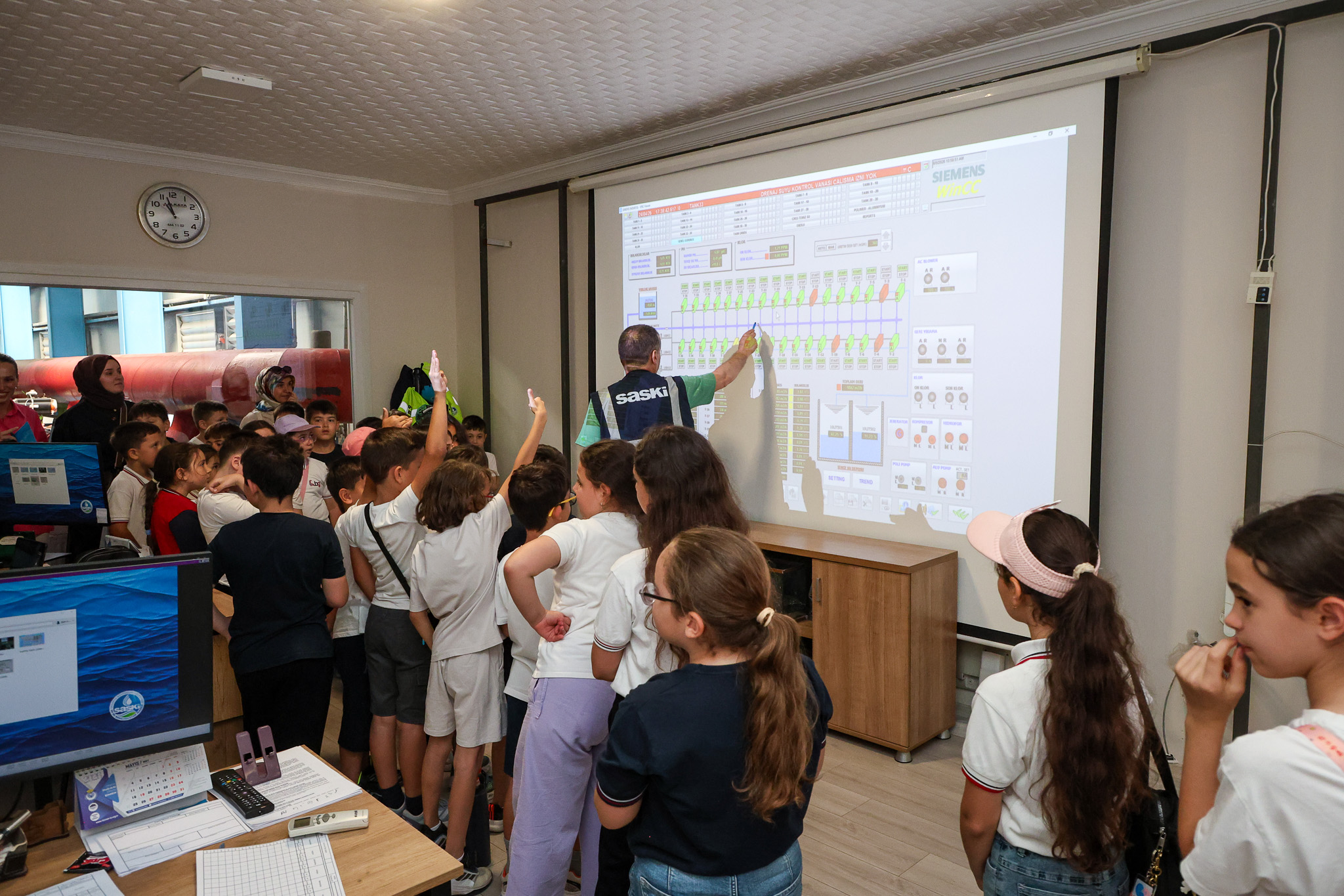 Minikler SASKİ’nin çevre dostu tesislerini keşfetti