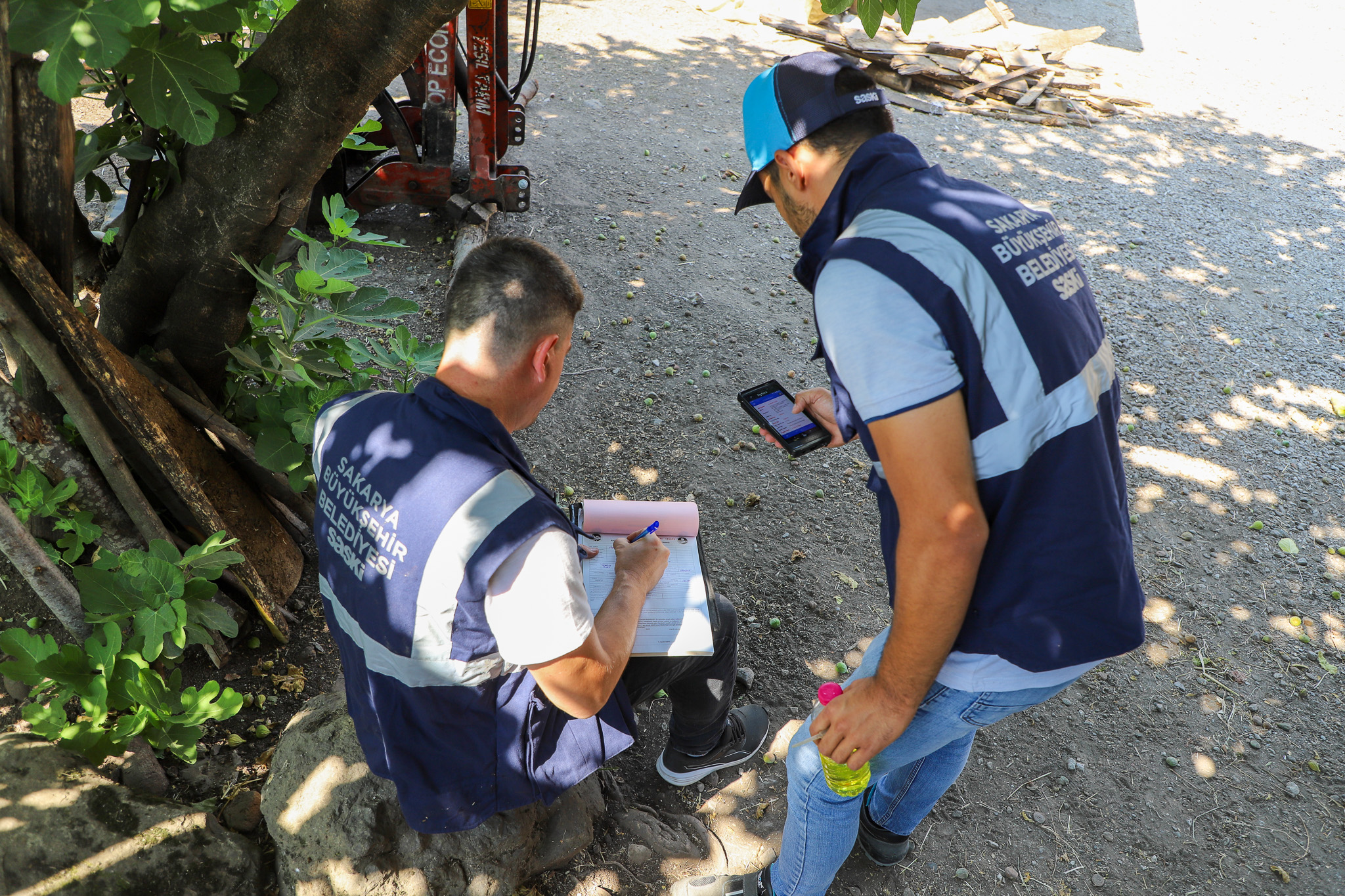 Kesintilere neden olan kaçak kullanımı engellemek için ekipler 24 saat sahada