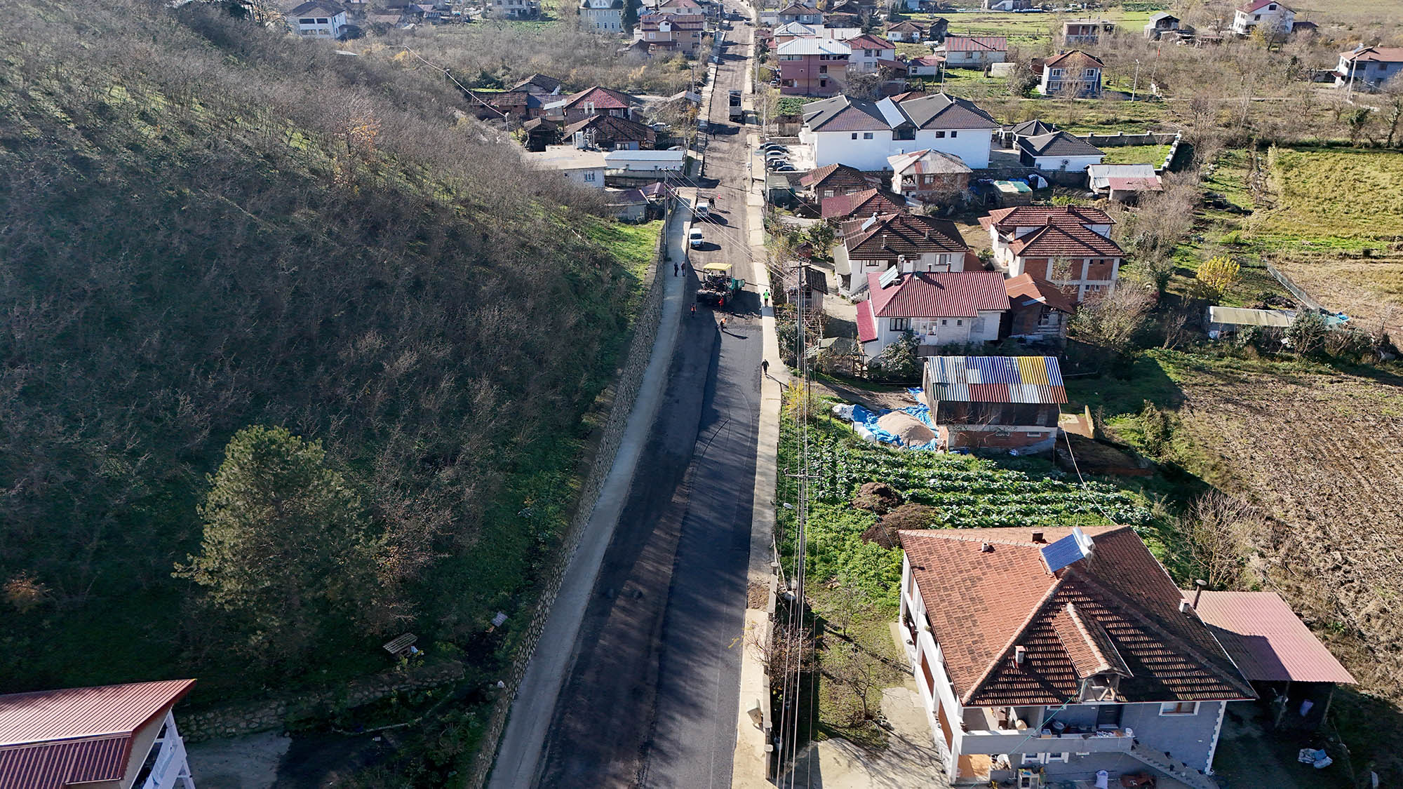 Altındere’de altyapının ardından üstyapı da yenileniyor