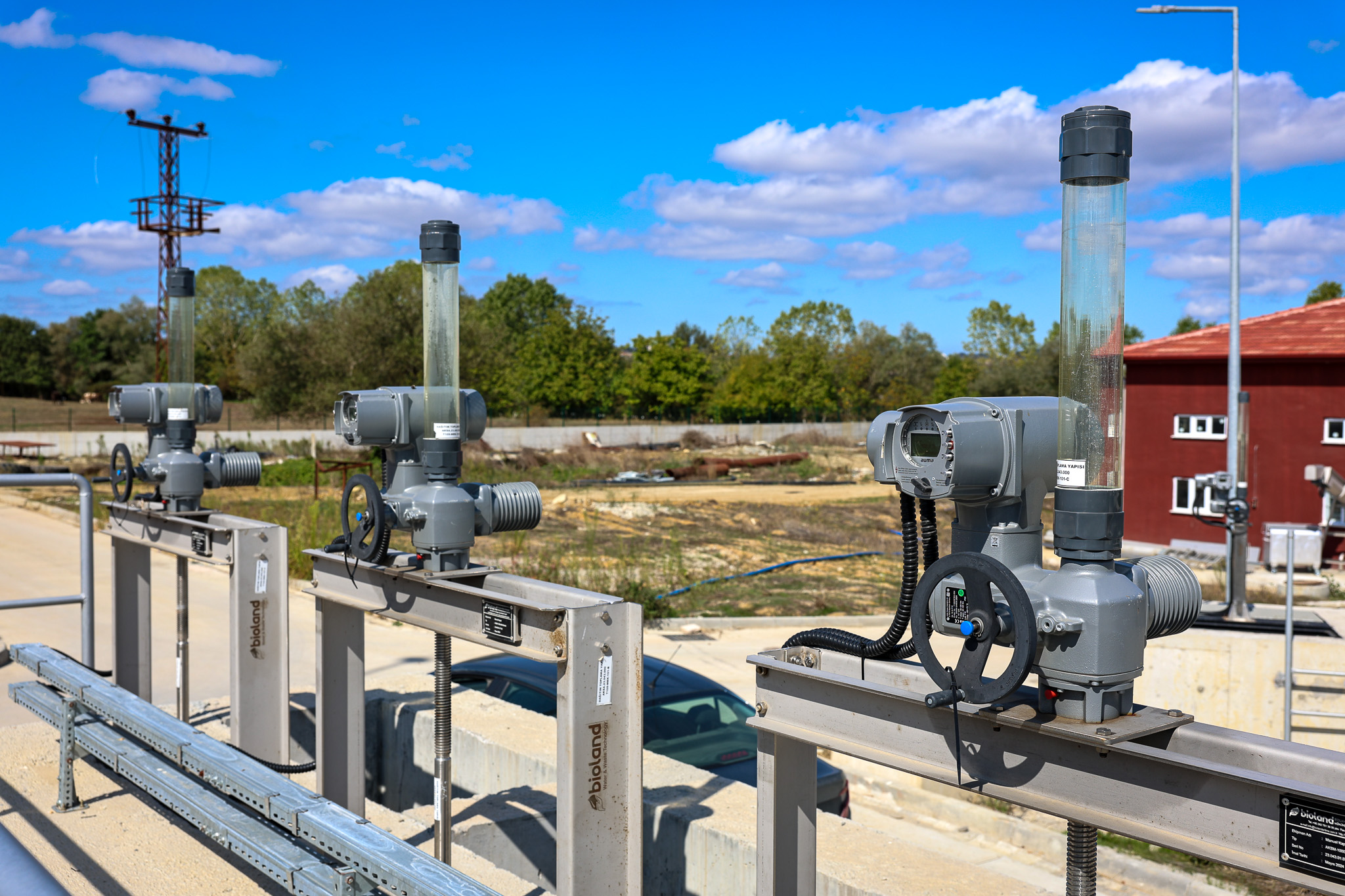 Kaynarca İleri Biyolojik Arıtma Tesisi ve 50 kilometrelik hat çalışmaya başladı