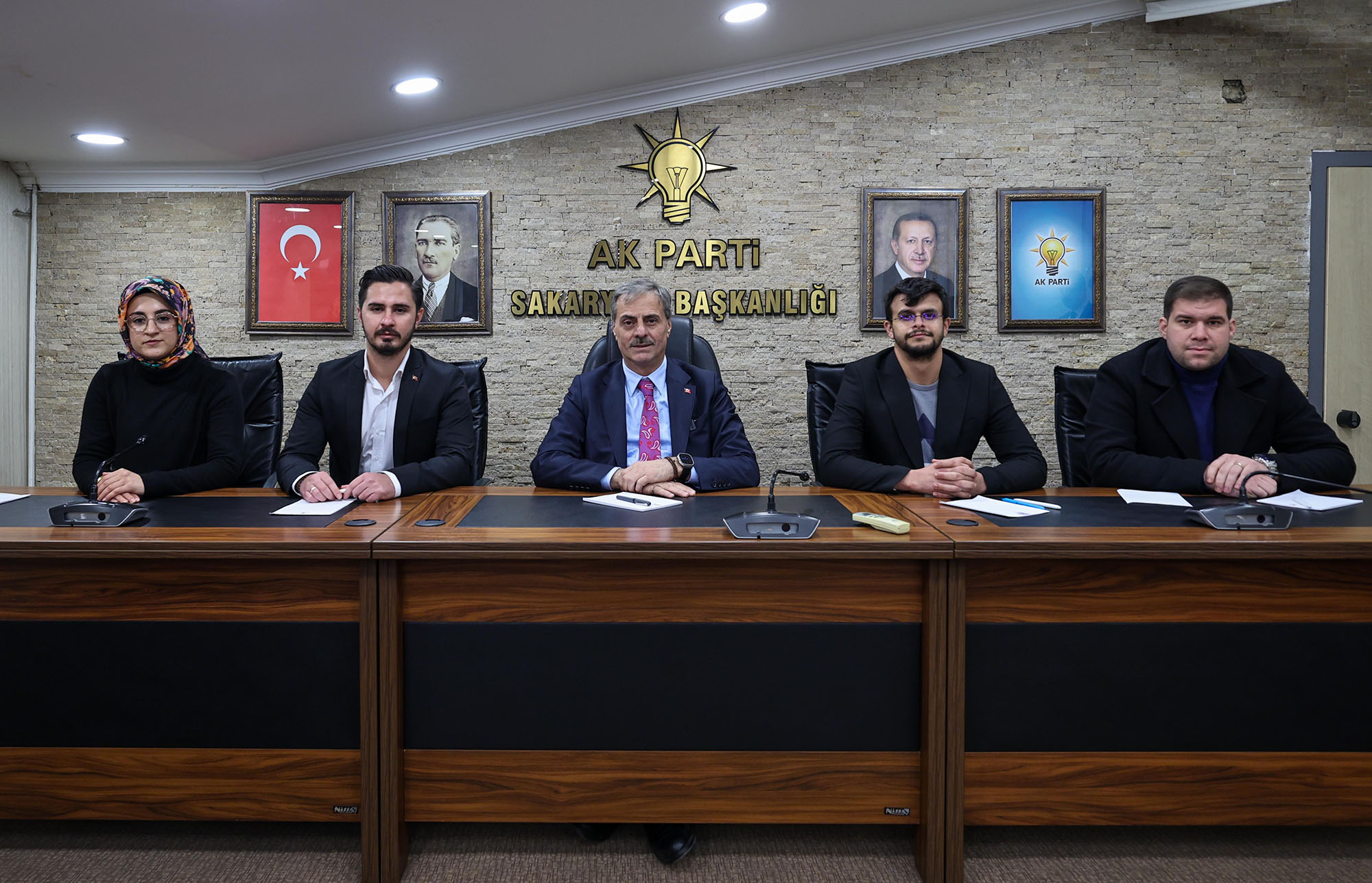 “Türkiye Yüzyılı’nın mimarı olacak gençlerimizin her zaman yanındayız”
