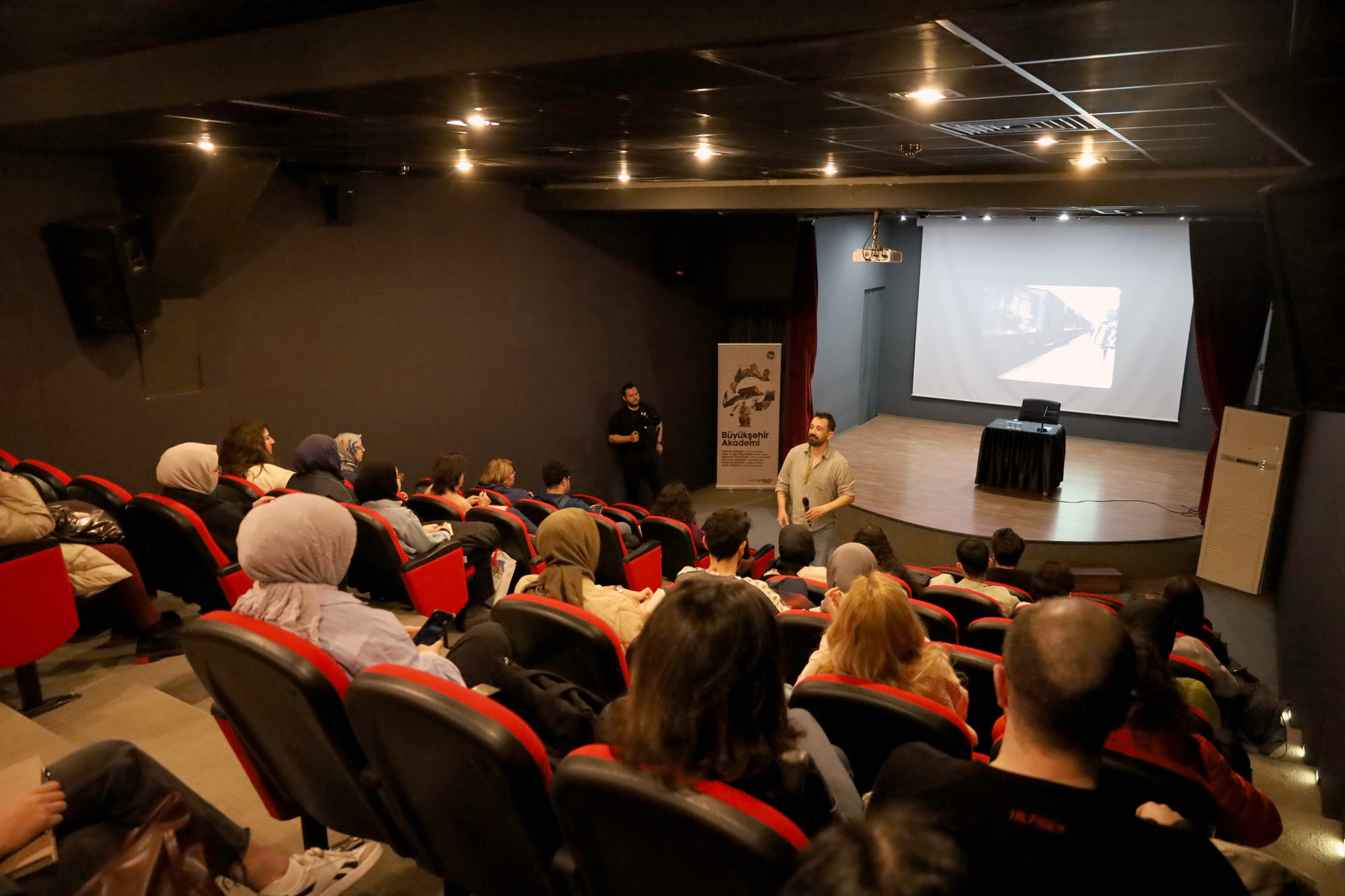 Sinema Atölyesi’nde ilk zil çaldı