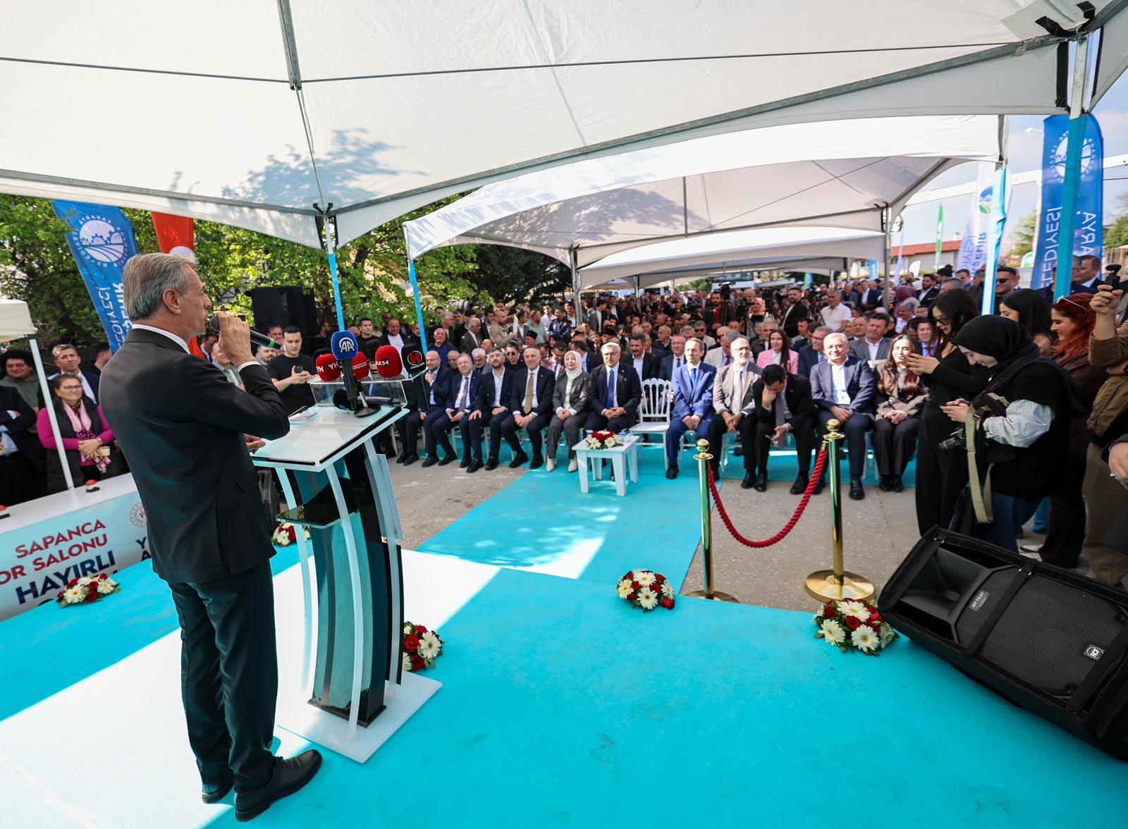 Binlerce gencin gözbebeği olacak: Sapanca Spor Salonu’nun temeli atıldı