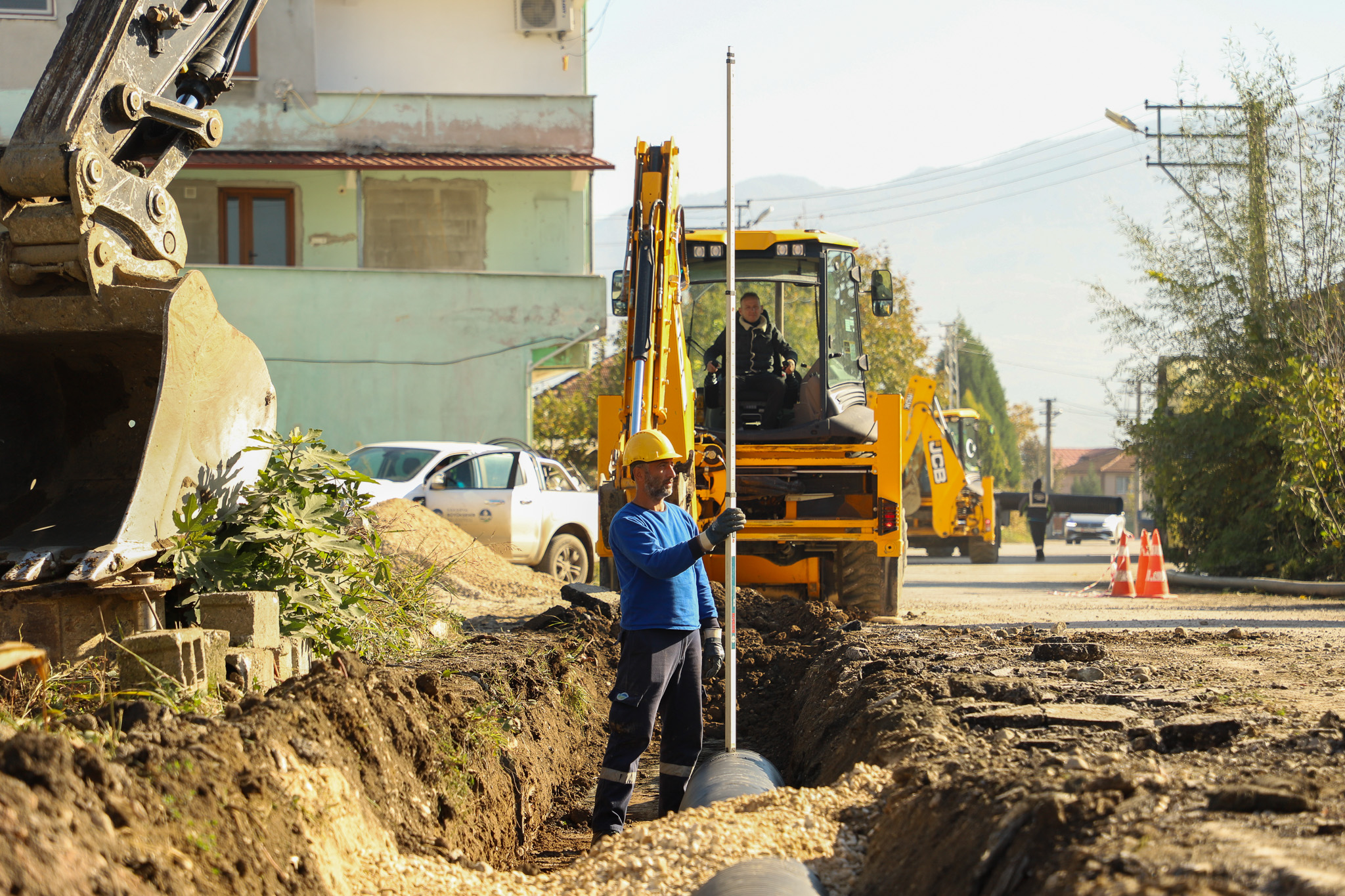 Akyazı Cumhuriyet Mahallesi’ne bin 300 metrelik güçlü altyapı dokunuşu