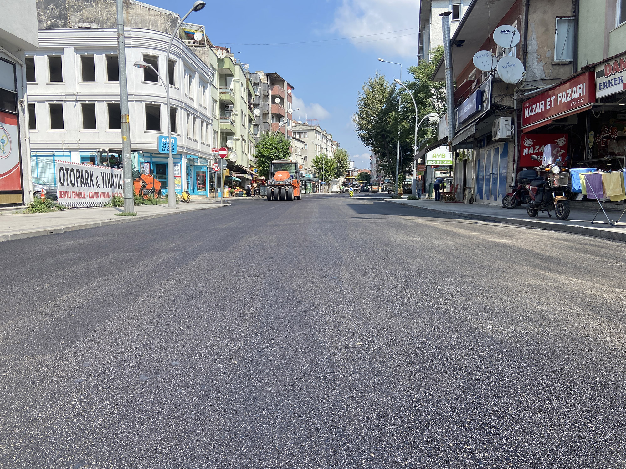 Çeşme Meydanı Caddesi yeni yüzüne kavuştu