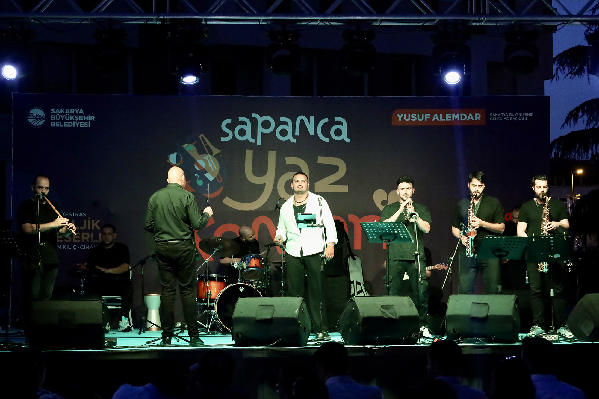 “Yaz Seninle Güzel” konserleri Kocaali ve Sapanca’da unutulmaz bir gece yaşattı
