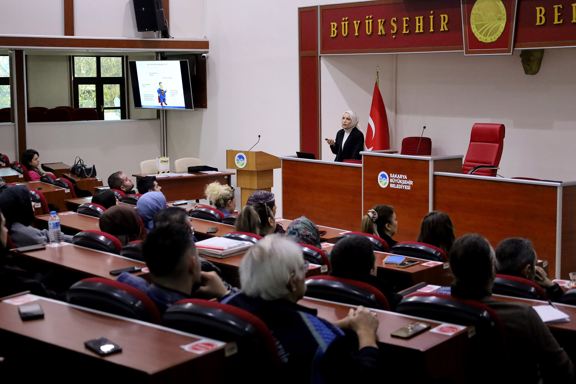Büyükşehir çalışanlarına iş sağlığı ve güvenliği eğitimi