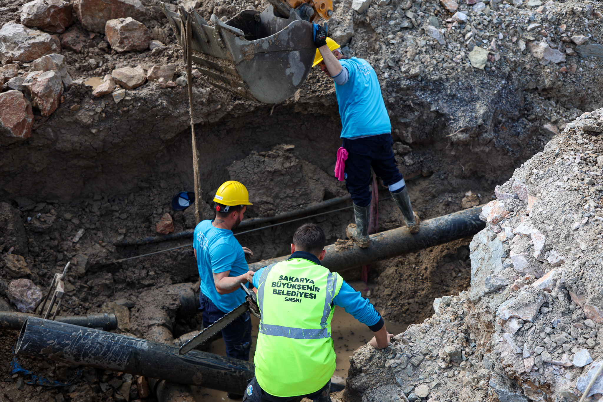 Yazlık’ın trafik yükünü azaltacak yola SASKİ’den güçlü altyapı desteği