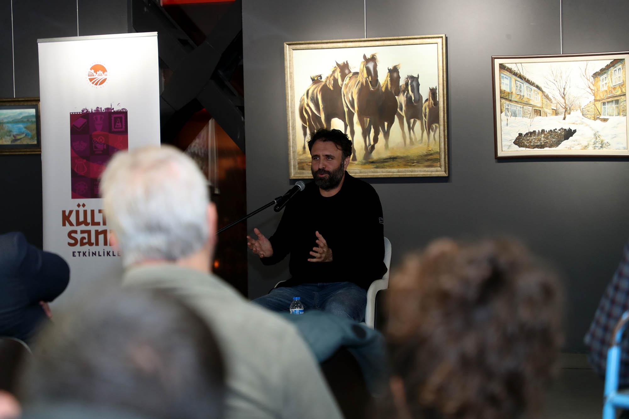 “İsmet Özel’e göre şiir gündelik hayata başkaldırıdır”