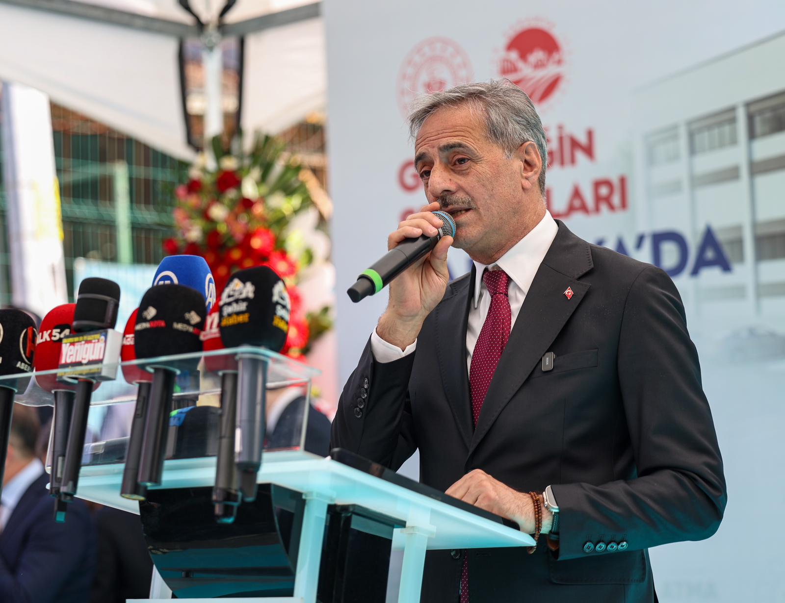 Binlerce gencin gözbebeği olacak: Sapanca Spor Salonu’nun temeli atıldı