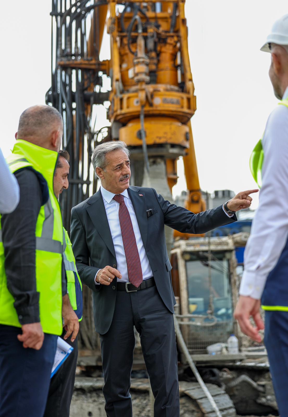 “170 milyonluk projede duble yol tamam, Kuzey Köprüsü’nde de hızla ilerliyoruz”