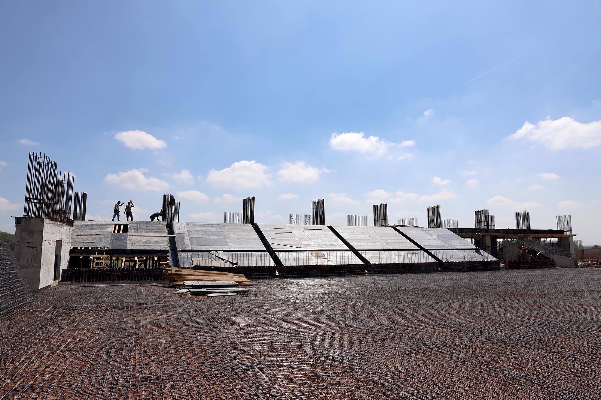 Adapazarı modern spor tesisine kavuşuyor: Bölgenin cazibe noktası, sporun merkezi olacak…